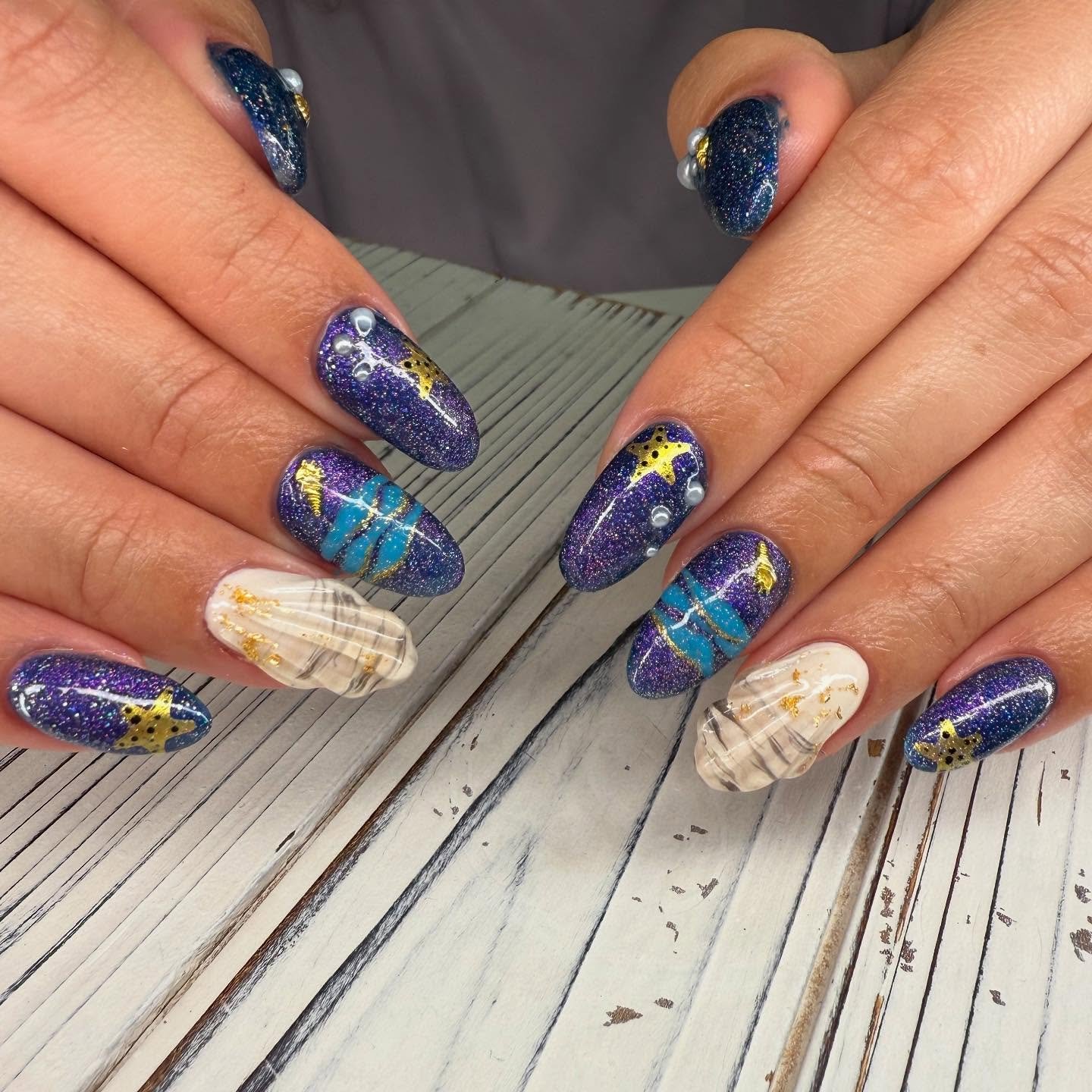 To the sea 
.
.
#nails #nailart #naildesign #manicure #nailsofinstagram #nailstagram #nailsoftheday #nailfashion #nailinspo #nailpolish #nailartist #nailtech #nailaddict #nailartclub #nailsonfleek #gelnails #acrylicnails #nailstyle #nailjoy #nailsonp