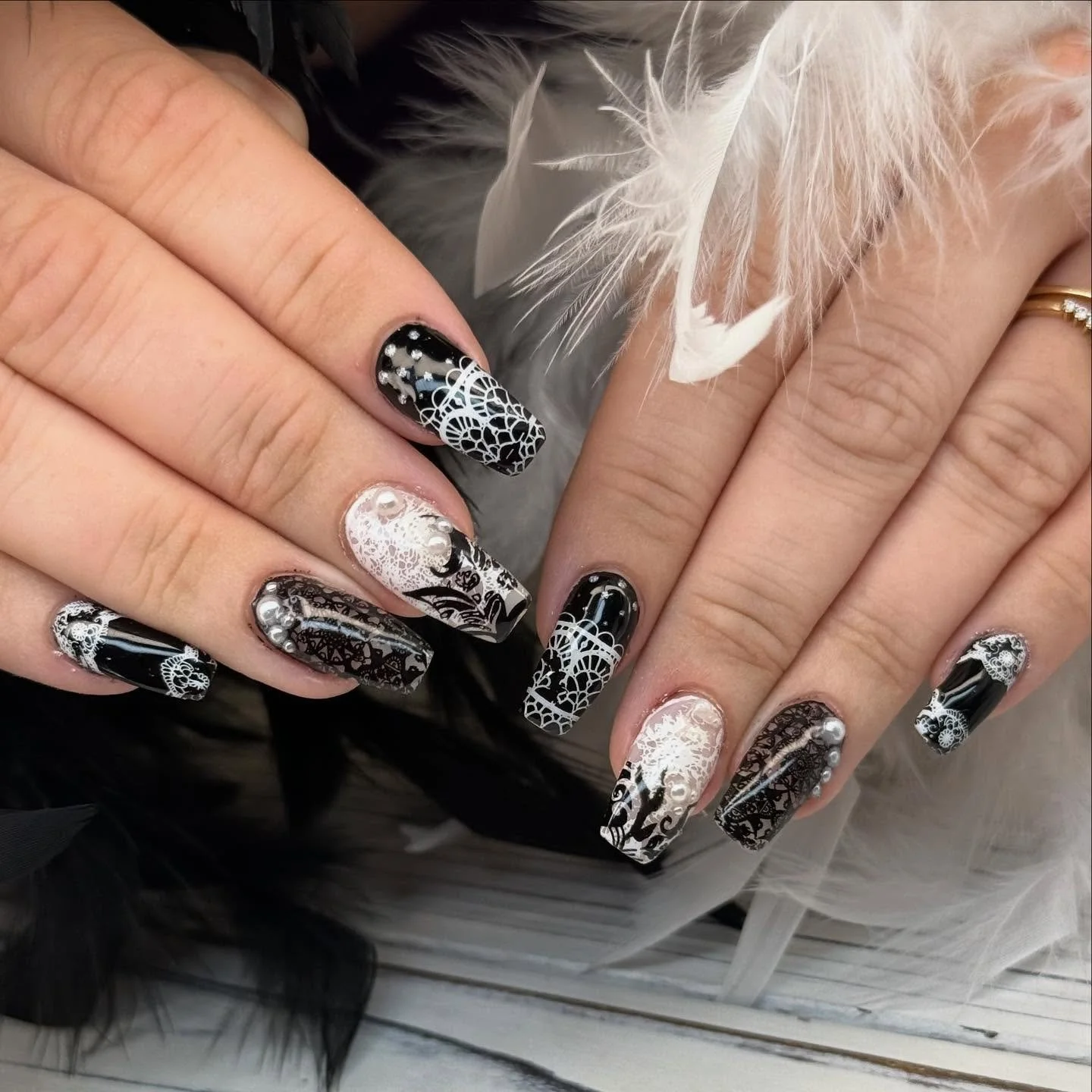 Black Magic woman 
.
.
.
#VancouverNails #RichmondNailSalon #VanCityNails #VancouverBeauty #YVRNails #VancouverNailTech #RichmondBCNails #NailSalonVancouver #NailsOfVancouver #VancouverManicure #GelNailsVancouver #NailArtVancouver #RussianManicureYVR
