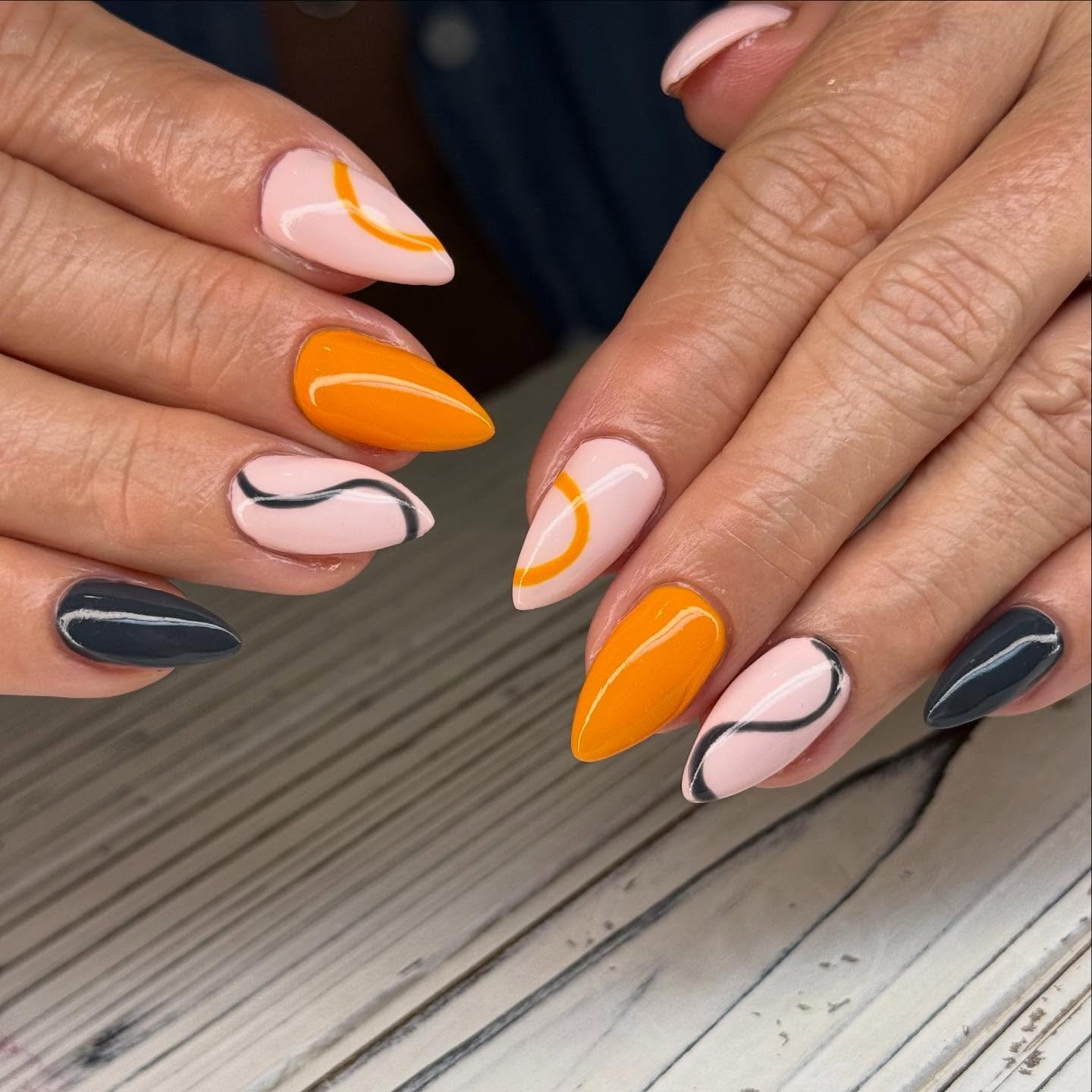 Abstract Fall 
.
.
#RichmondNails #RichmondBCNails #RichmondNailSalon #RichmondBCBeauty #RichmondNailTech #RichmondPedicure #RichmondManicure #RichmondNailDesigns #RichmondNailArtist #RichmondSpa #VancouverNails #VancouverNailSalon #VancouverBeauty #