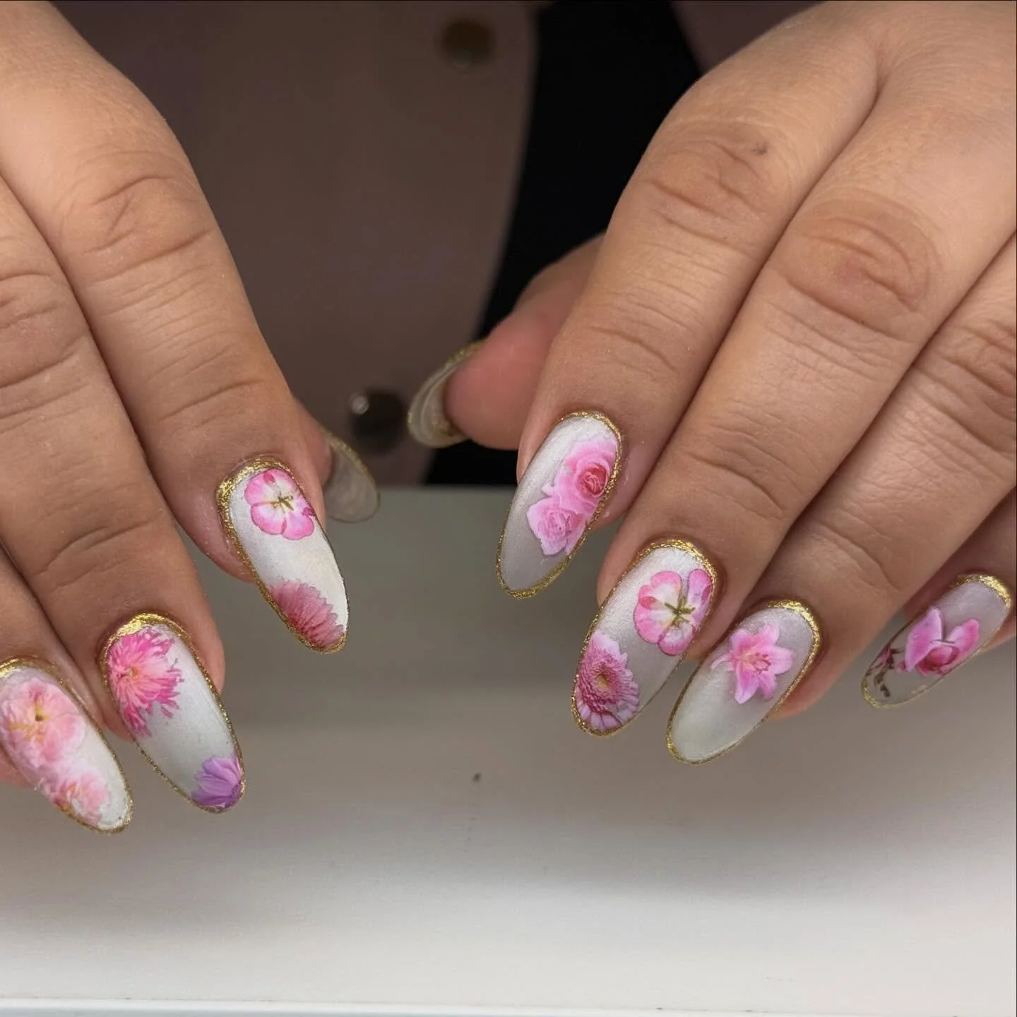 Floral 
.
.
#nailart #nails #manicure #naildesign #nailsofinstagram nailsofinstagram nailstagram gelnails nailpolish nailfashion nailaddict nailstyle nailsonfleek nailsoftheday nailinspiration nailtrends nailartaddict nailartist acrylicnails nailcare