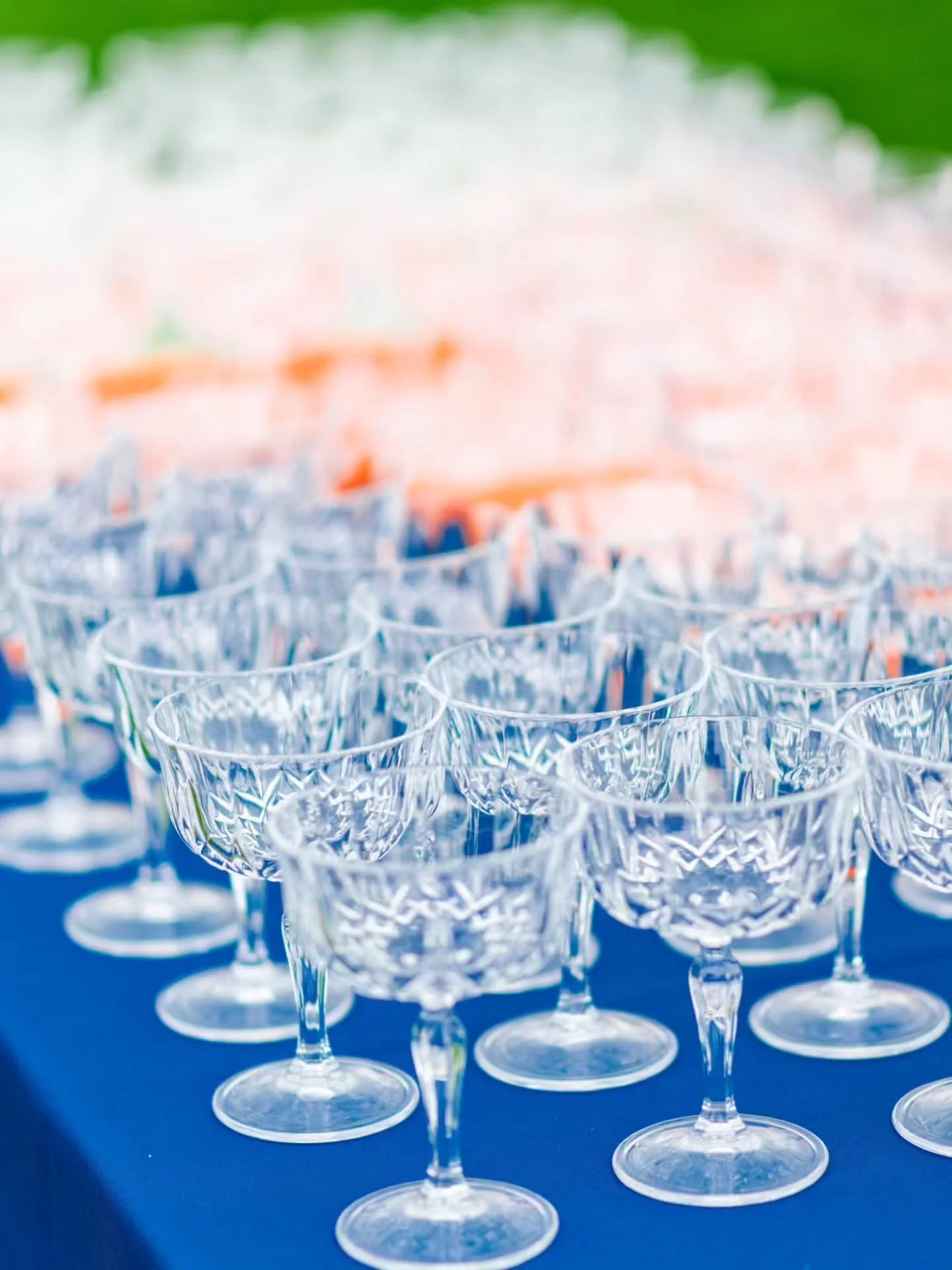 It's the small details for me 🍷💐