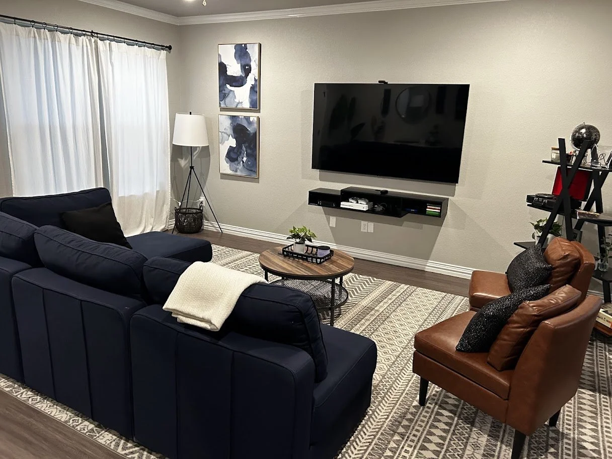 Living Room Photo.jpg