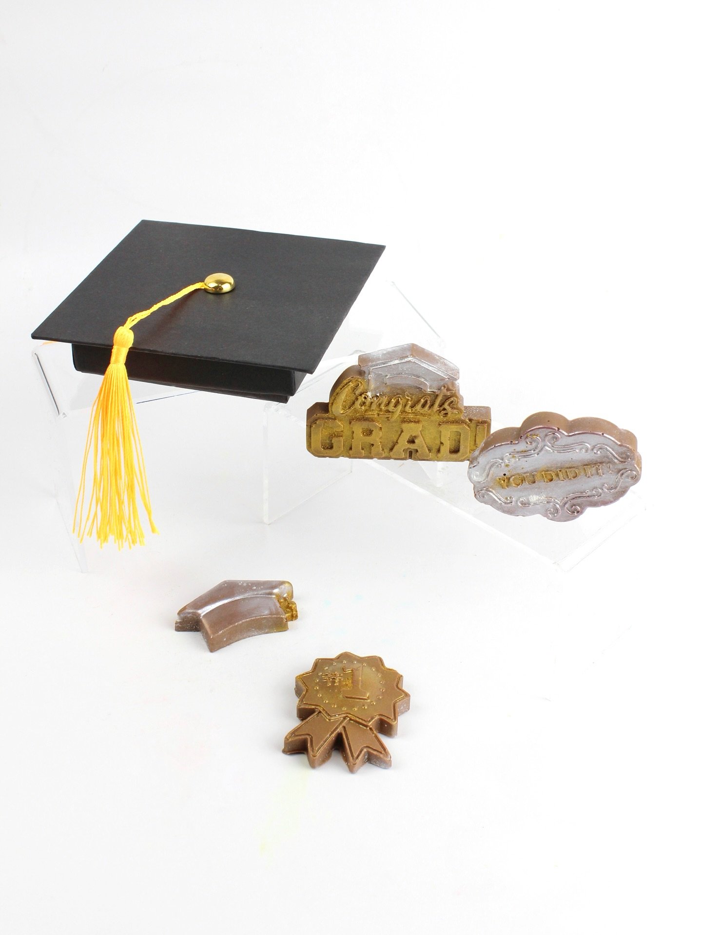Les deseamos mucho &eacute;xito continuo 🎓👩🏻&zwj;🎓🧑🏻&zwj;🎓👨🏻&zwj;🎓

#graduation #graduationchocolates #graduacion🎓 #chocolatedegraduacion