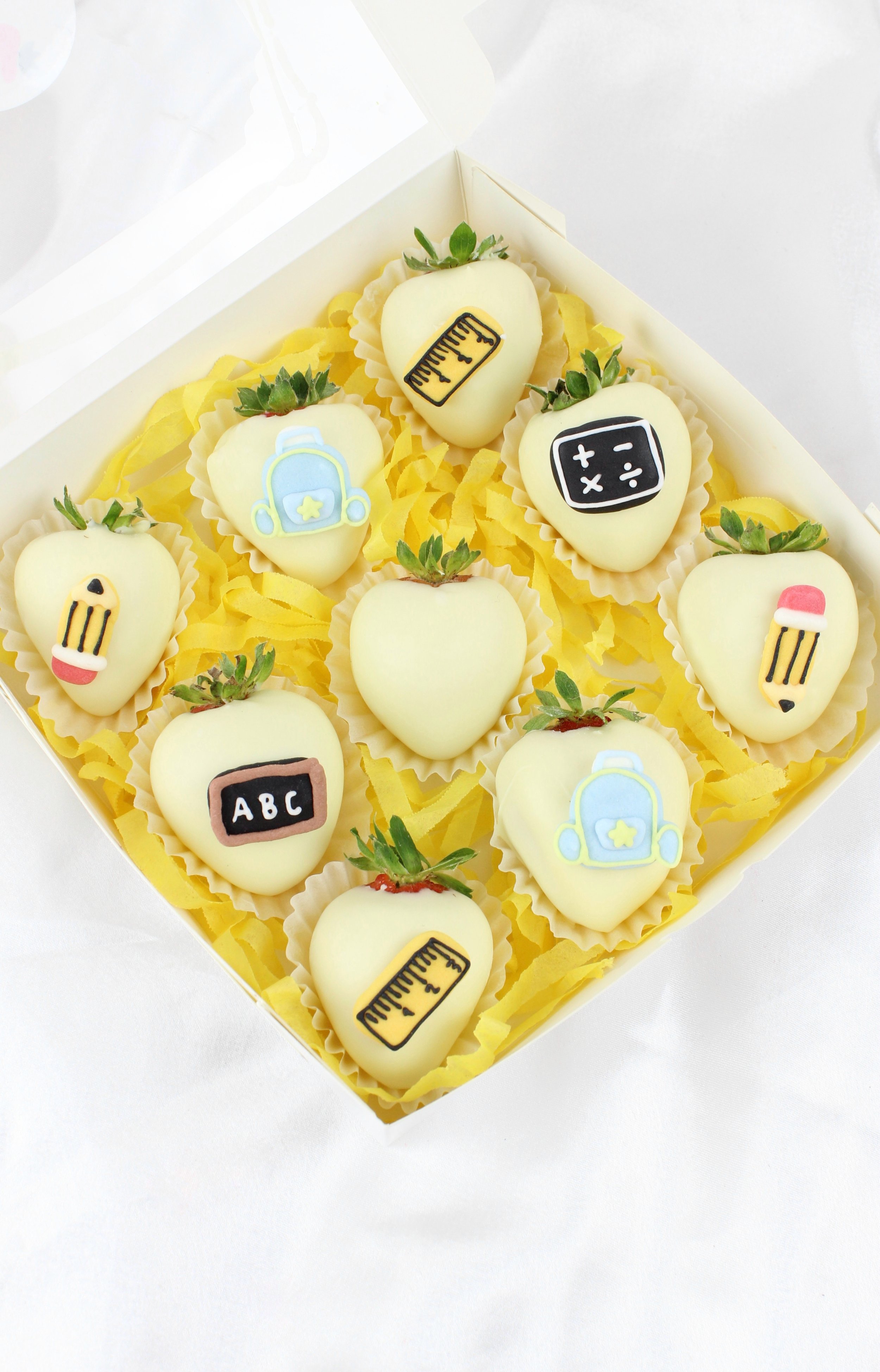 Chocolate Covered Strawberries with Varieties of Confectionery Box in Barcelona by Berrylona Chocolate Works Perfect For Gift