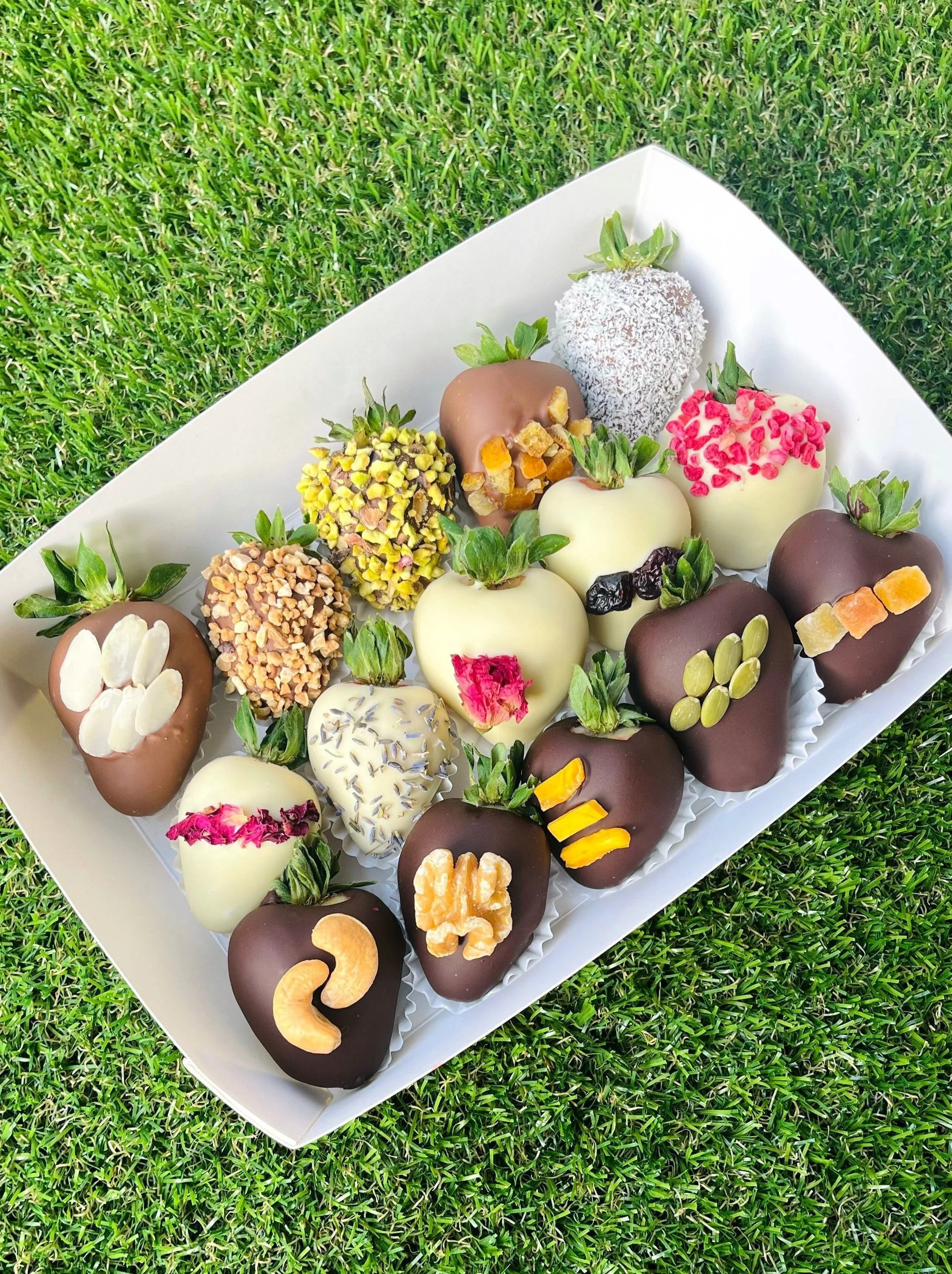 Chocolate Covered Strawberries with Dried Fruits and Nuts Box Berrylona Barcelona Perfect For Gift