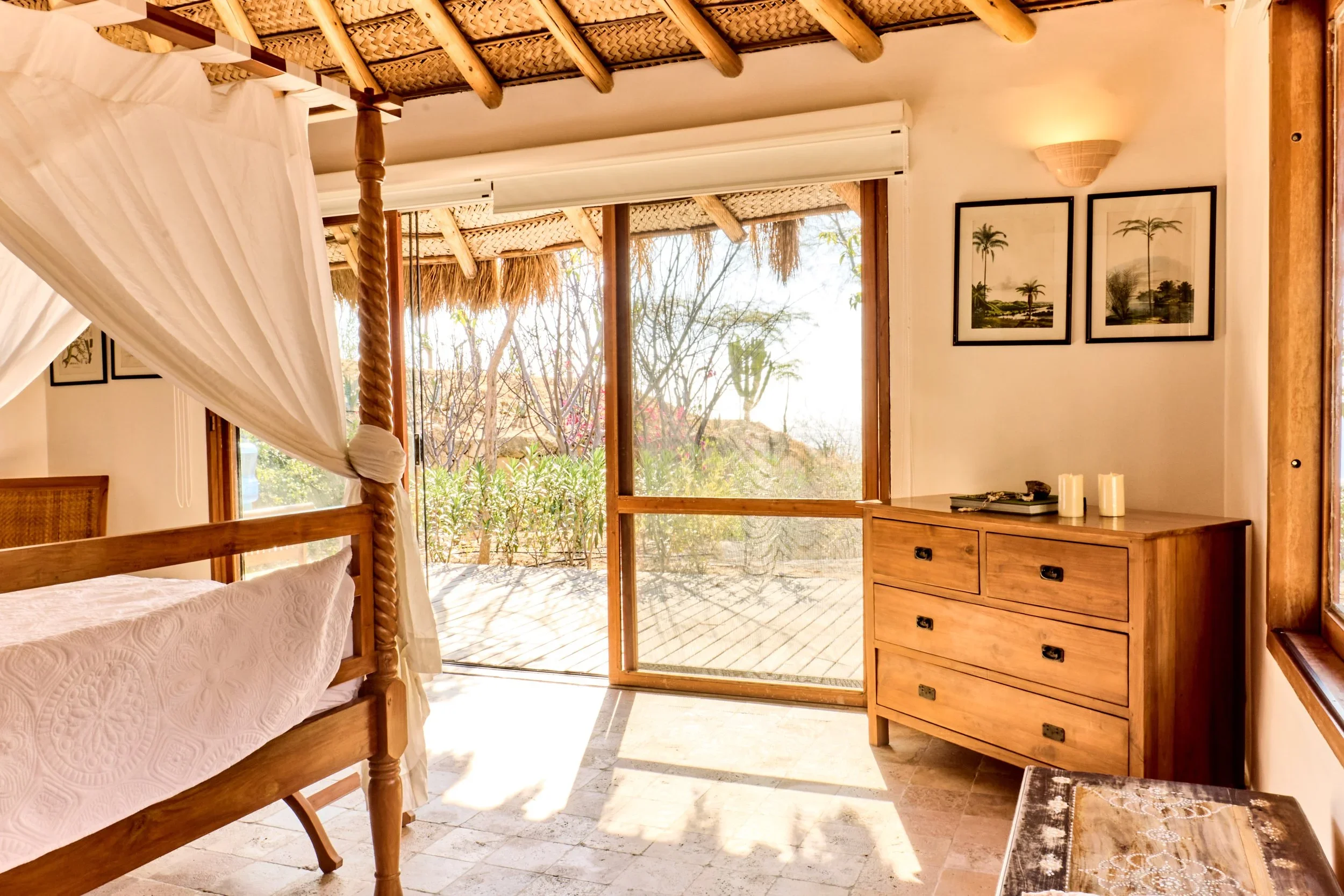 Hotel boutique de lujo frente al mar con playa privada y experiencias exclusivas
