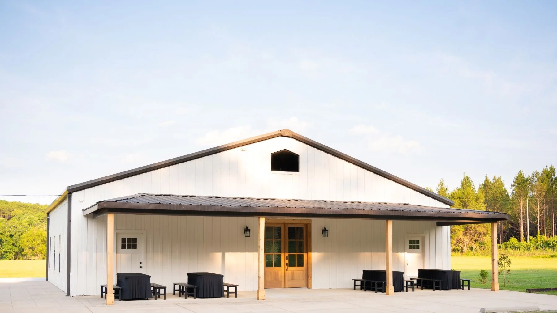 Intentional Spending: How to Plan a Beautiful, Intimate Alabama Wedding