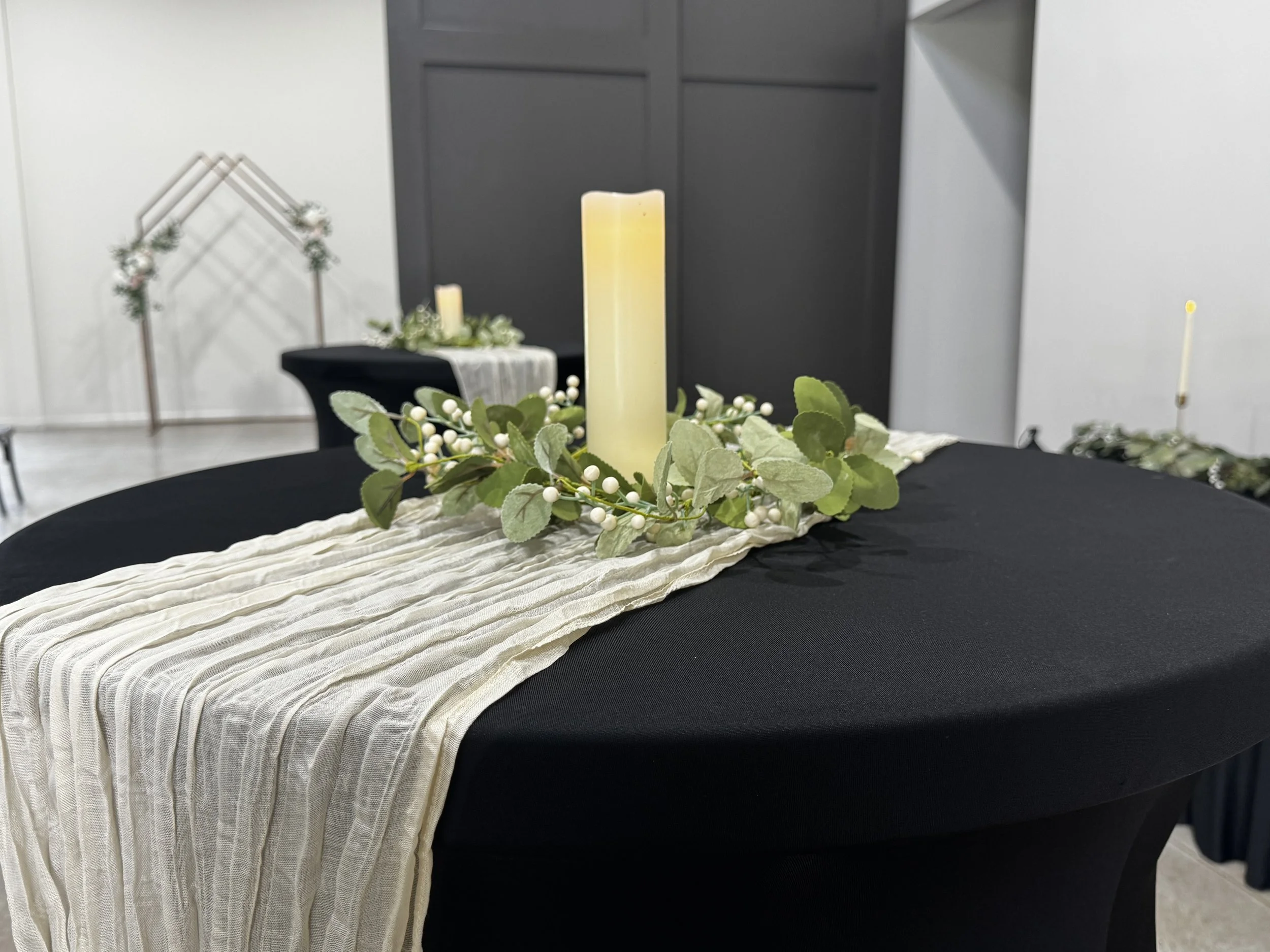 Wedding day details at Sawyers Cove Farm, an all-inclusive wedding venue in Calera, Alabama.
