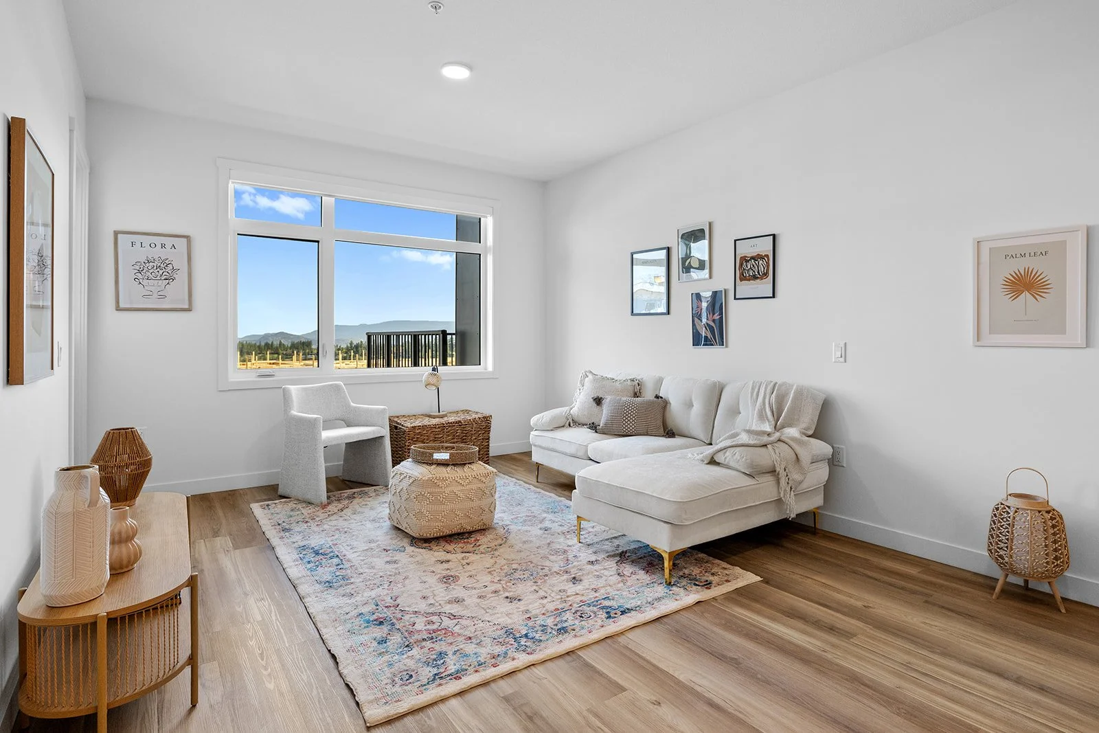 203 - 1111 Frost Road-16.jpg