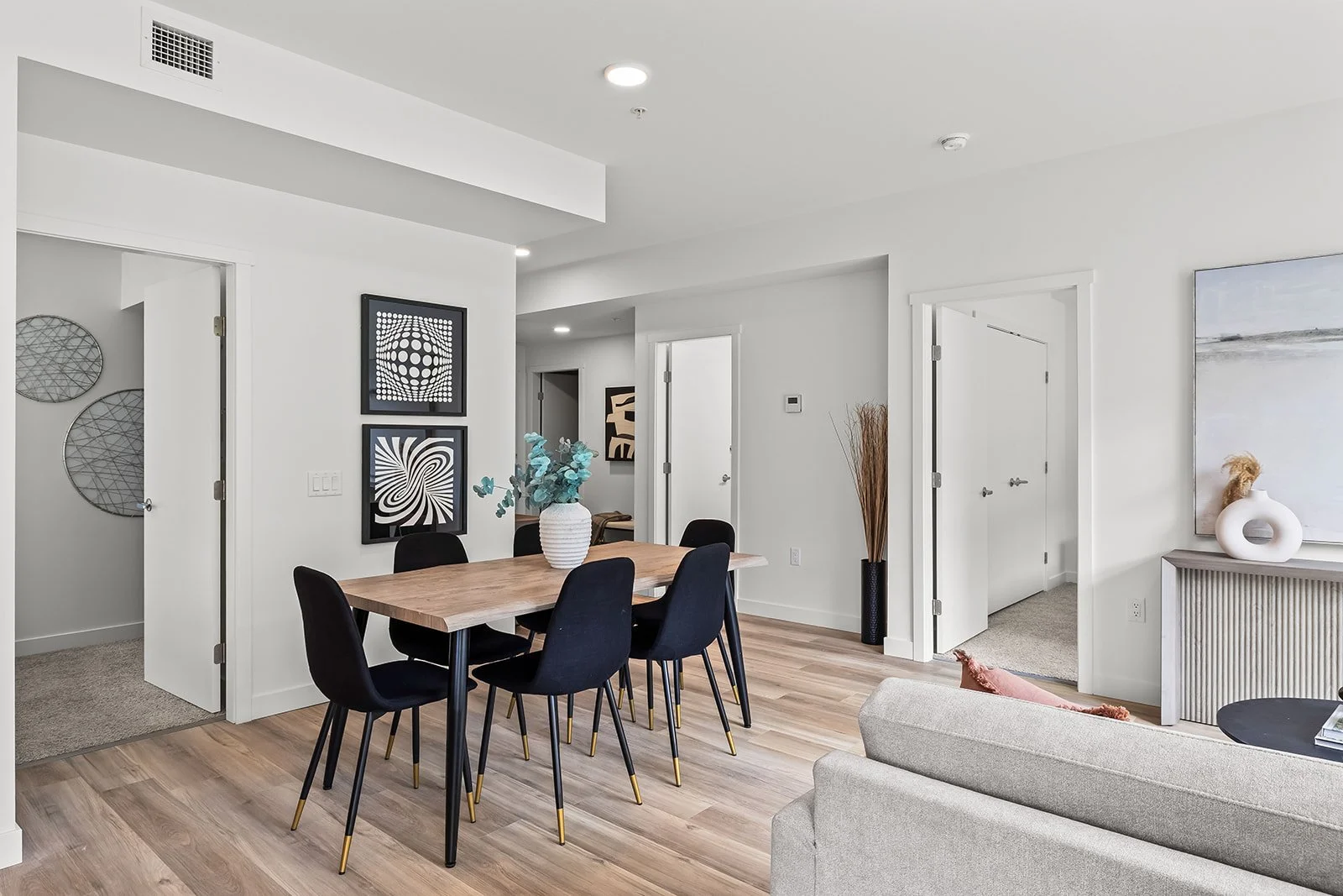 302 - 1111 Frost Road-14 (1).jpg
