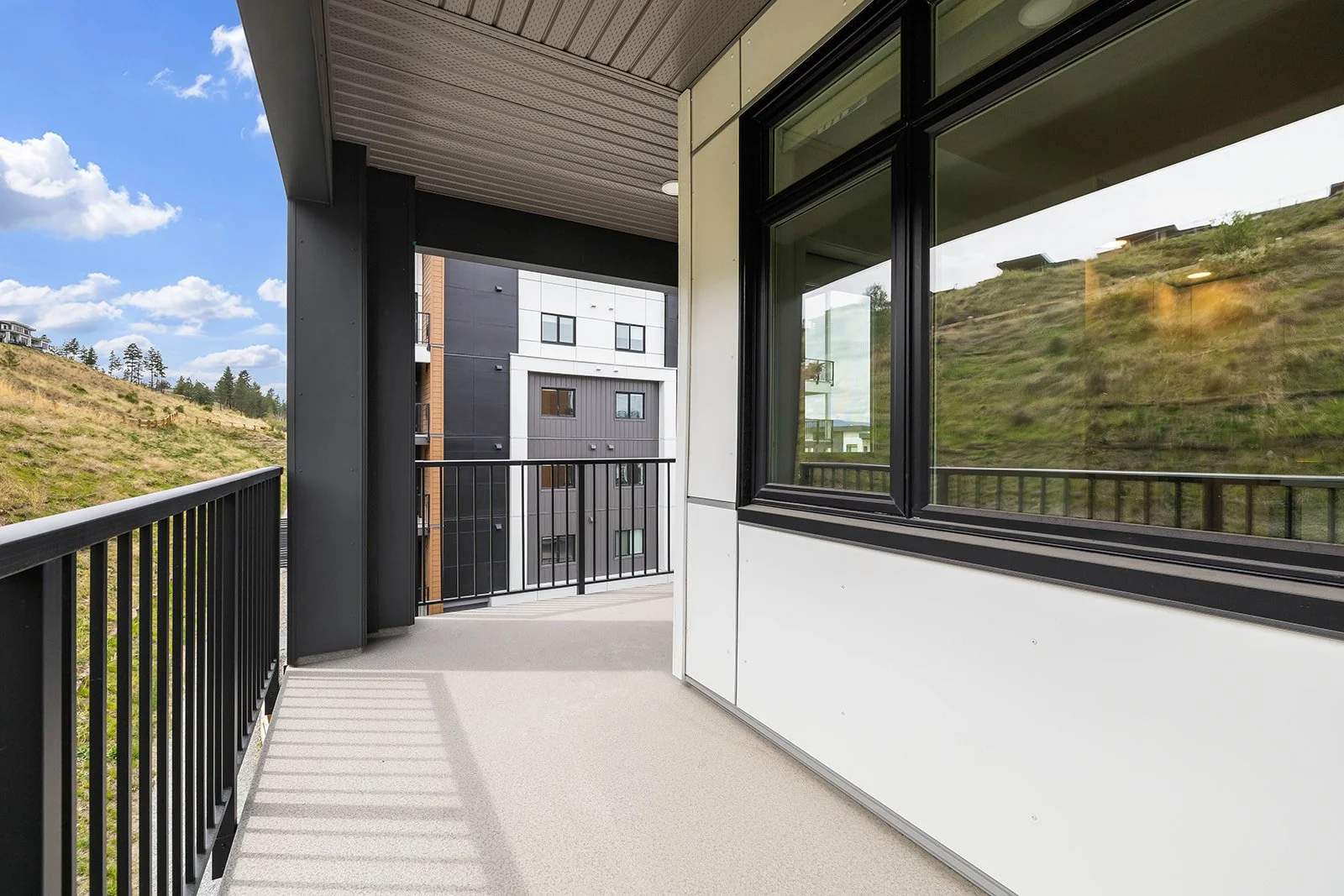 302 - 1111 Frost Road-18.jpg