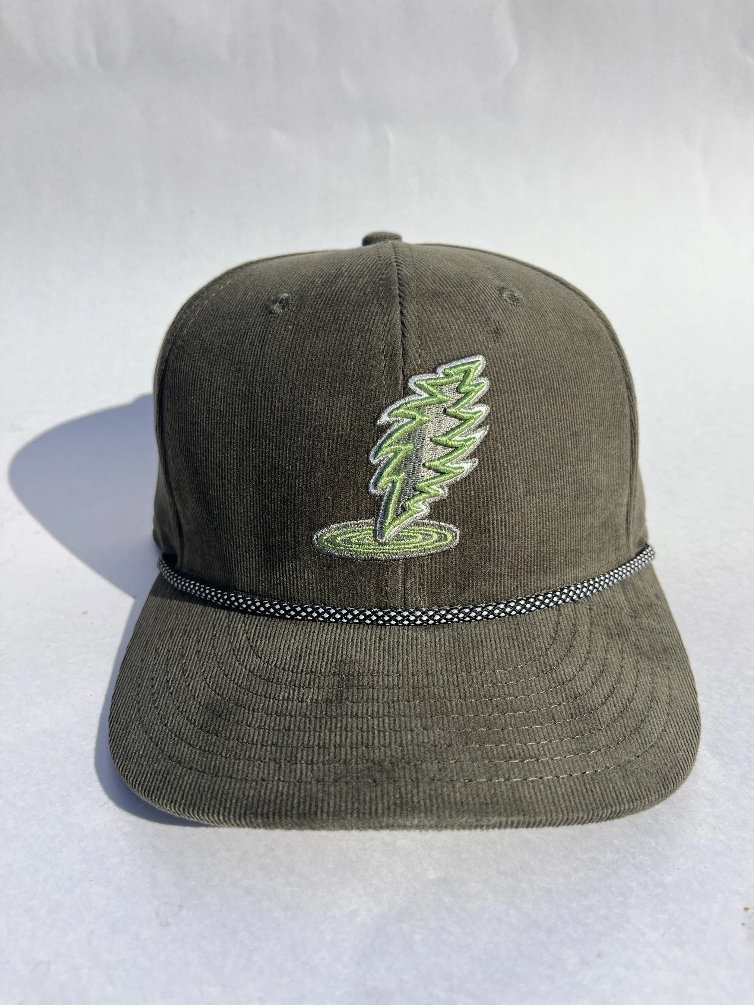 OLIVE w/ Kiwi raised embroidery Dancin' bolt