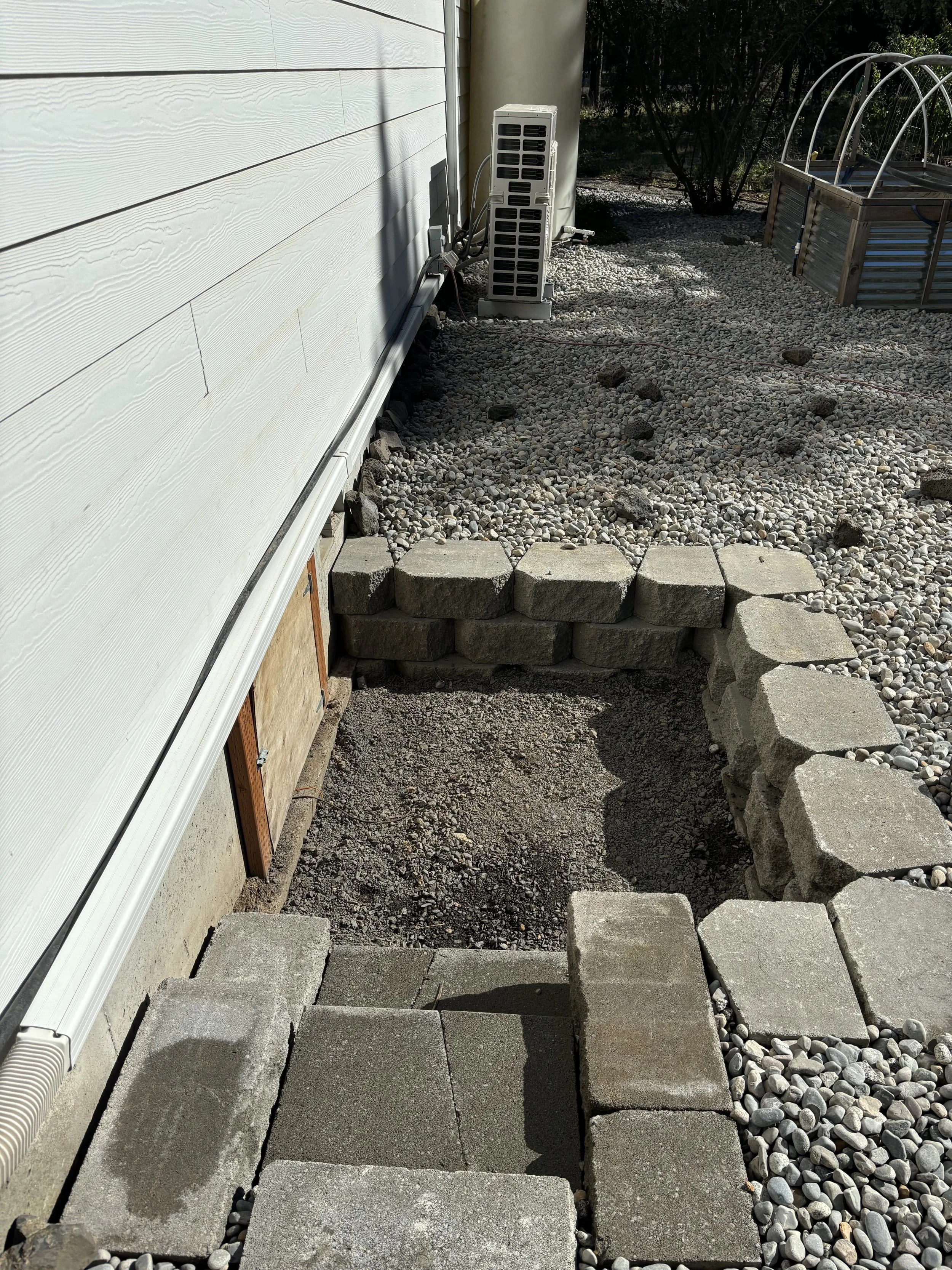 Custom retaining wall in Cheney Washington.