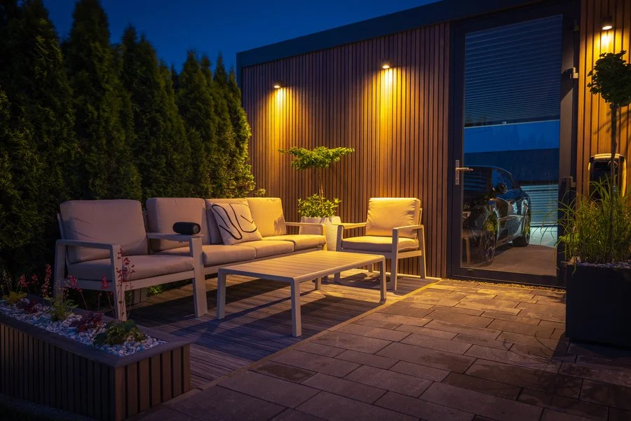 Using Smart Lighting to Outsmart Intruders and Add Curb Appeal