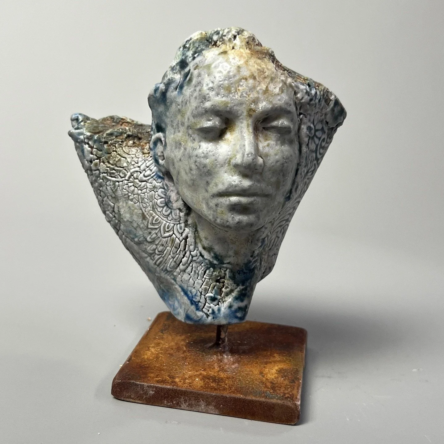 Small piece out of the latest woodfire. I'll post more as I get them cleaned up and finished!

#woodfired #woodfiredceramics