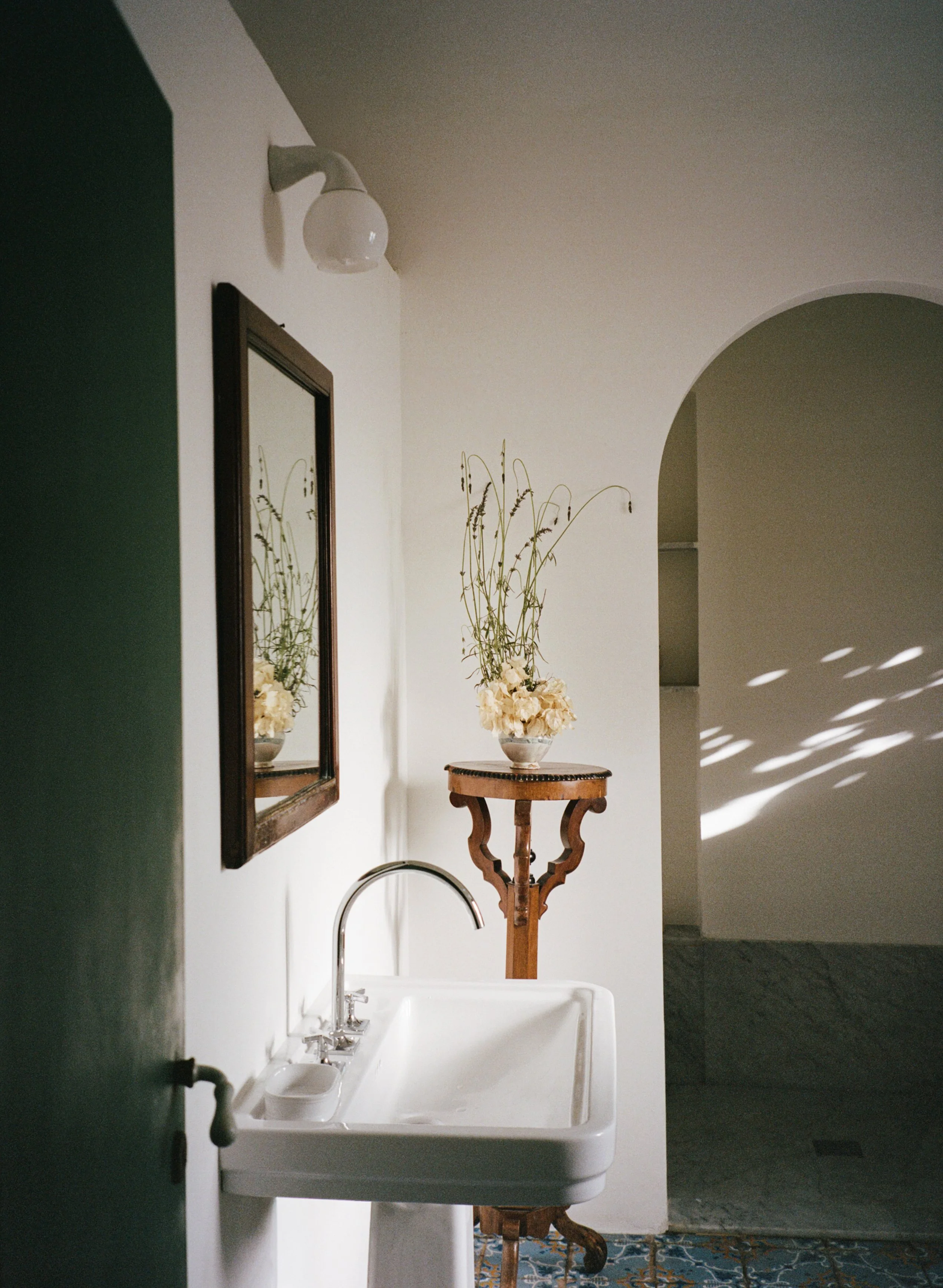 VillaCatalfamo_Analog_RoschattAnna-6.jpg