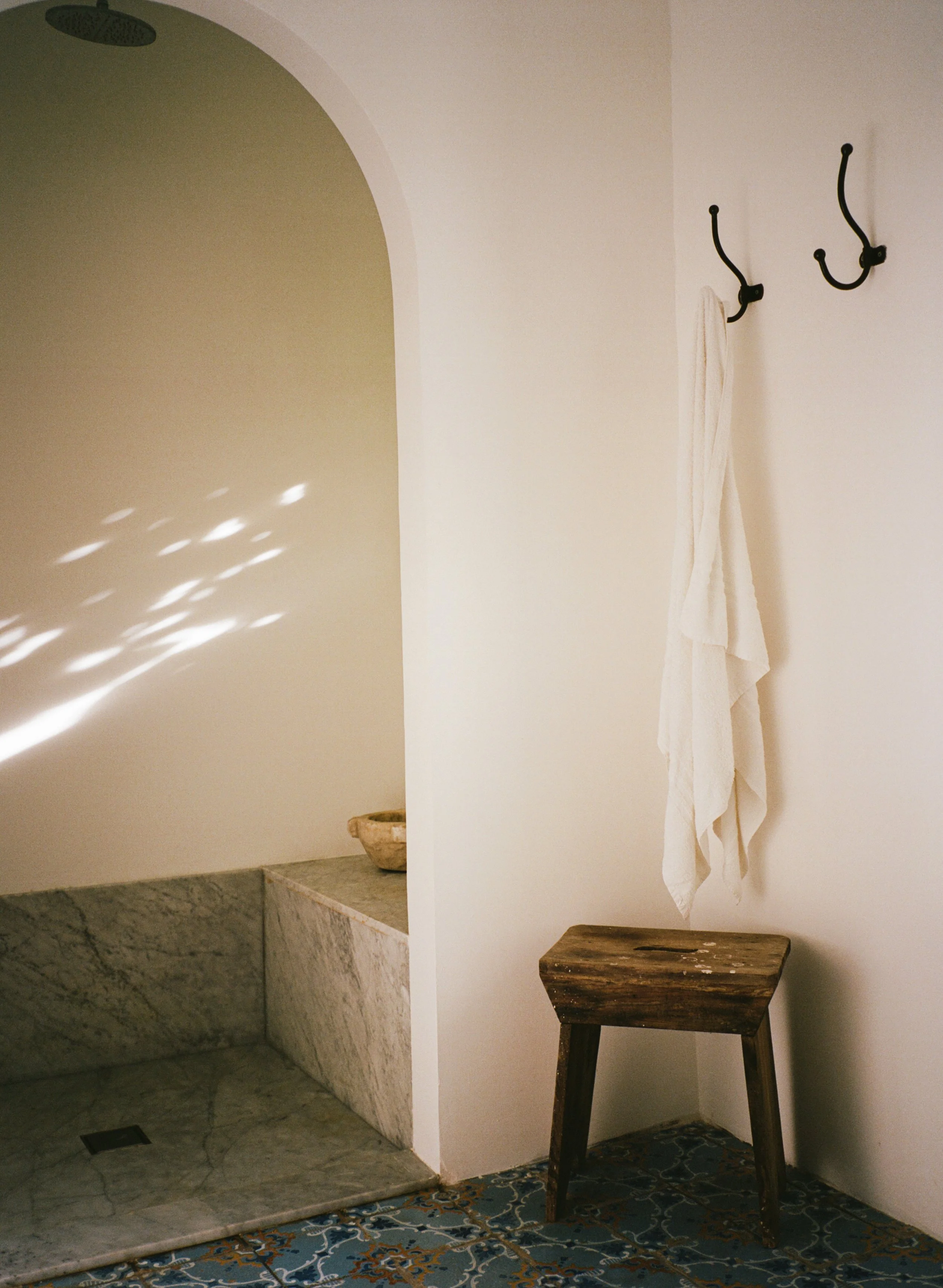 VillaCatalfamo_Analog_RoschattAnna-8.jpg