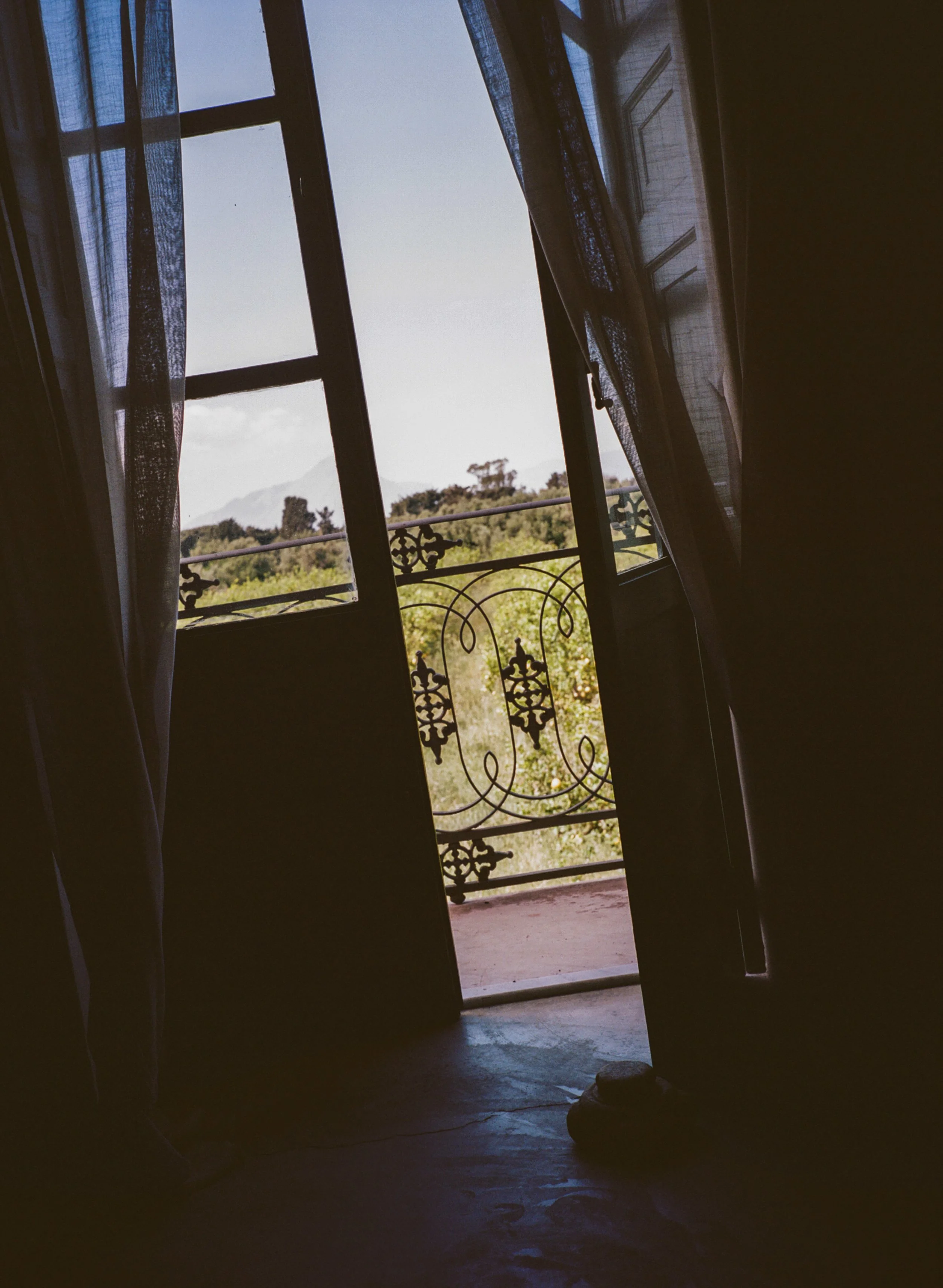 VillaCatalfamo_Analog_RoschattAnna-11.jpg