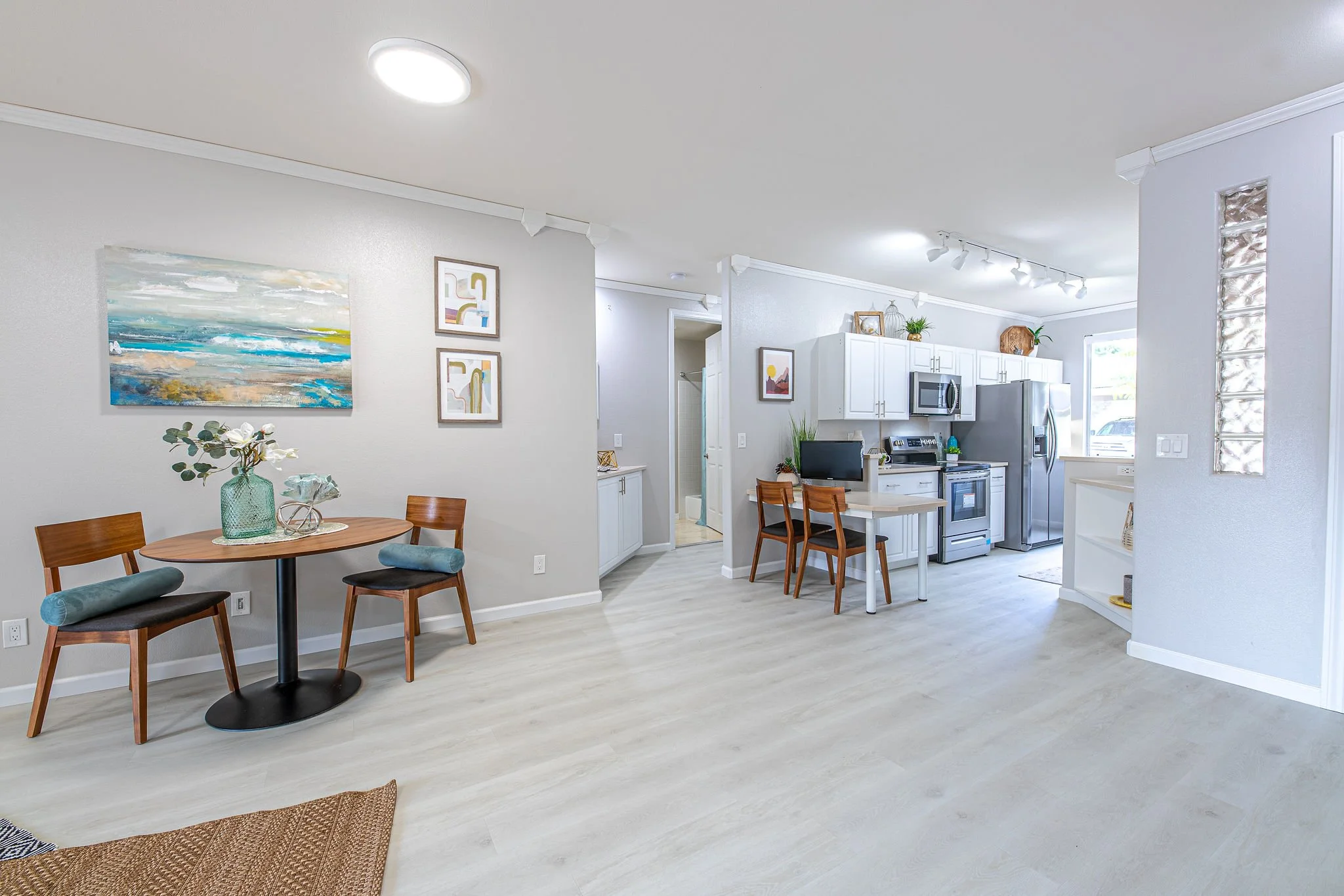 Launani Valley Condo