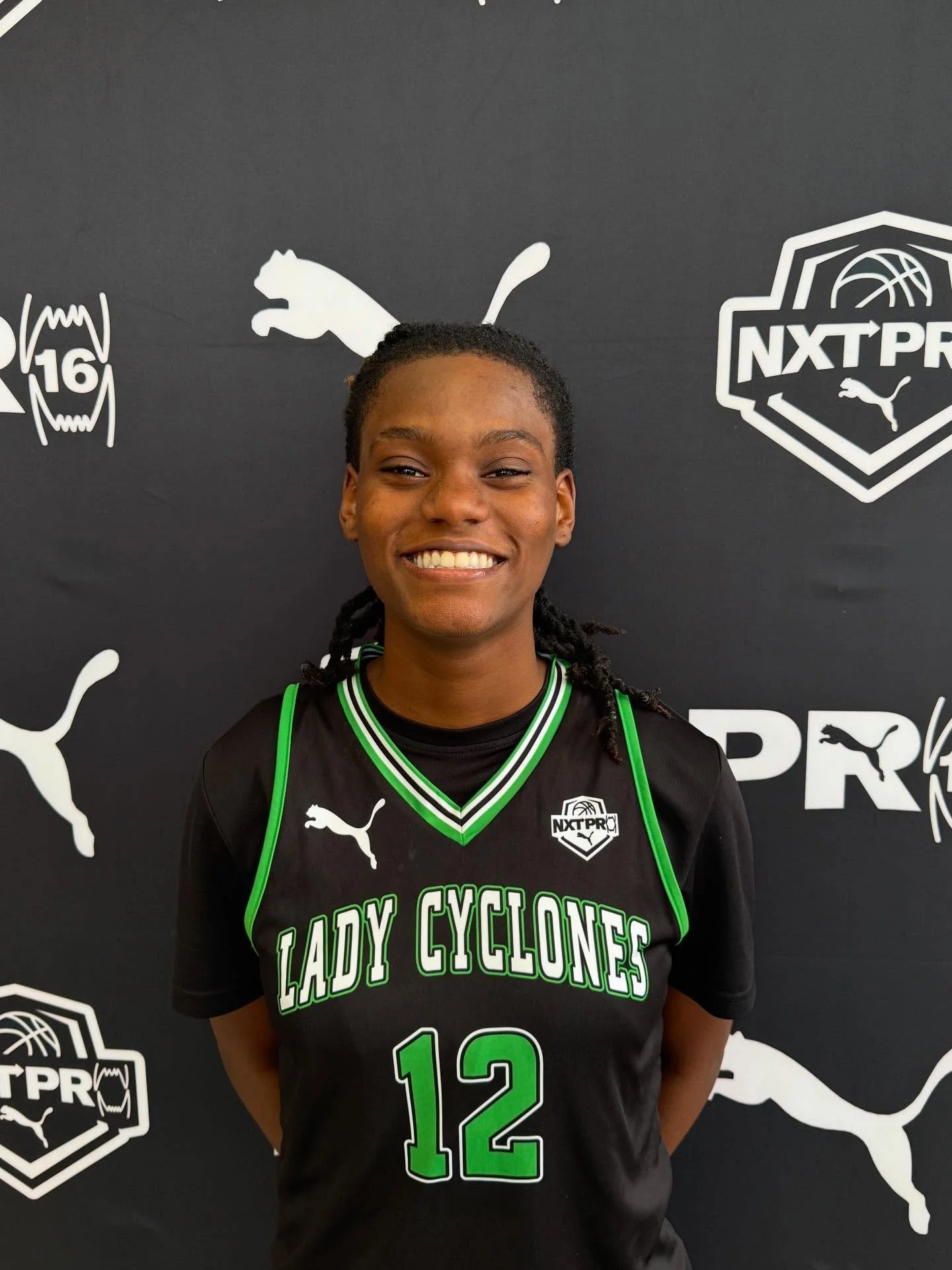 PLAYER OF THE GAME! 🏀

Dayanara Parks

8 Pts
8 Reb
2 Ast
2 Stl
4 Blk

The Lady Cyclones Def. South West Select 42-32

Dayanara is a two-way player that isn&rsquo;t afraid to attack the rim and crash the boards. A problem on both ends in the paint se