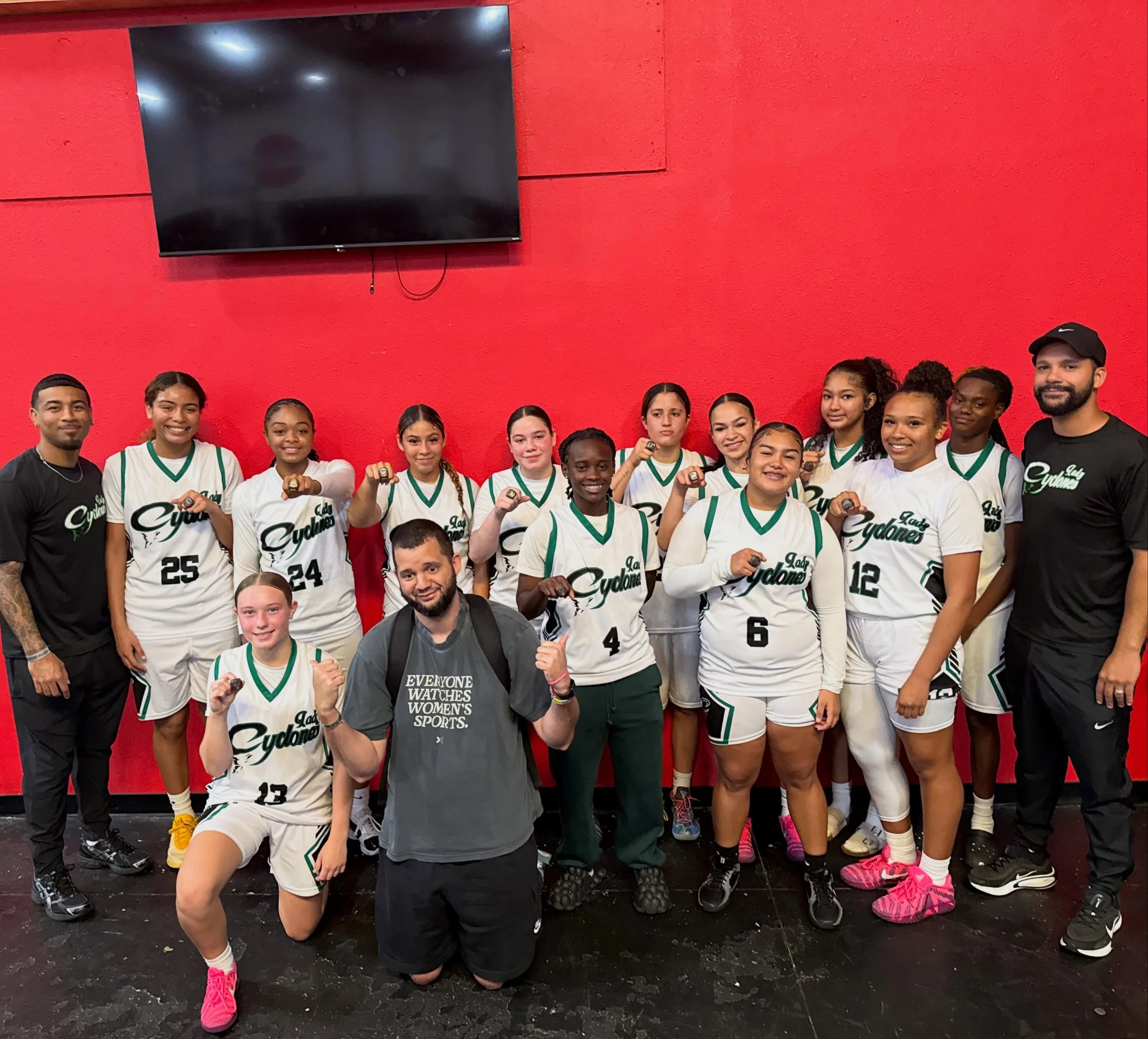 Ladies Can Hoop 17U Champions 💍🏀