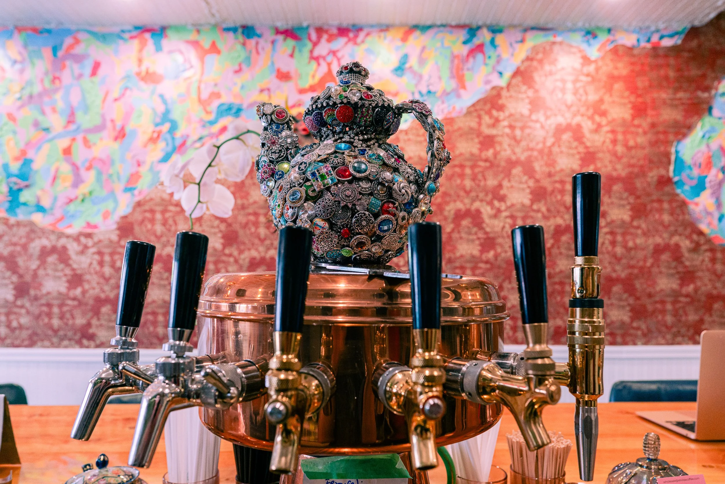 Kosmic Community Anti Bar & Coffee Shop