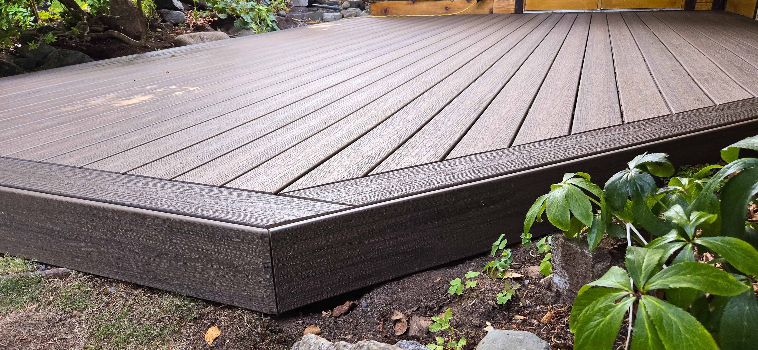 [p r o j e c t s] Low Composite Deck