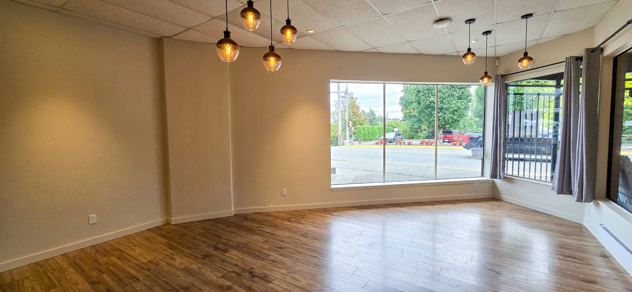 Commercial Refresh-11.jpg