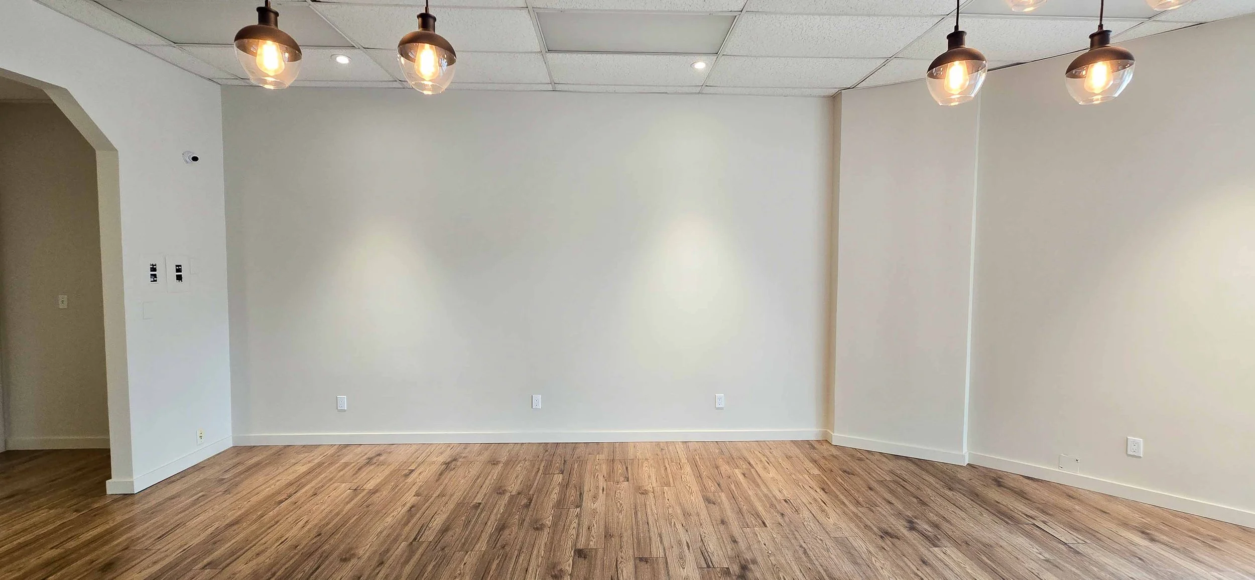 [p r o j e c t s] Commercial Refresh