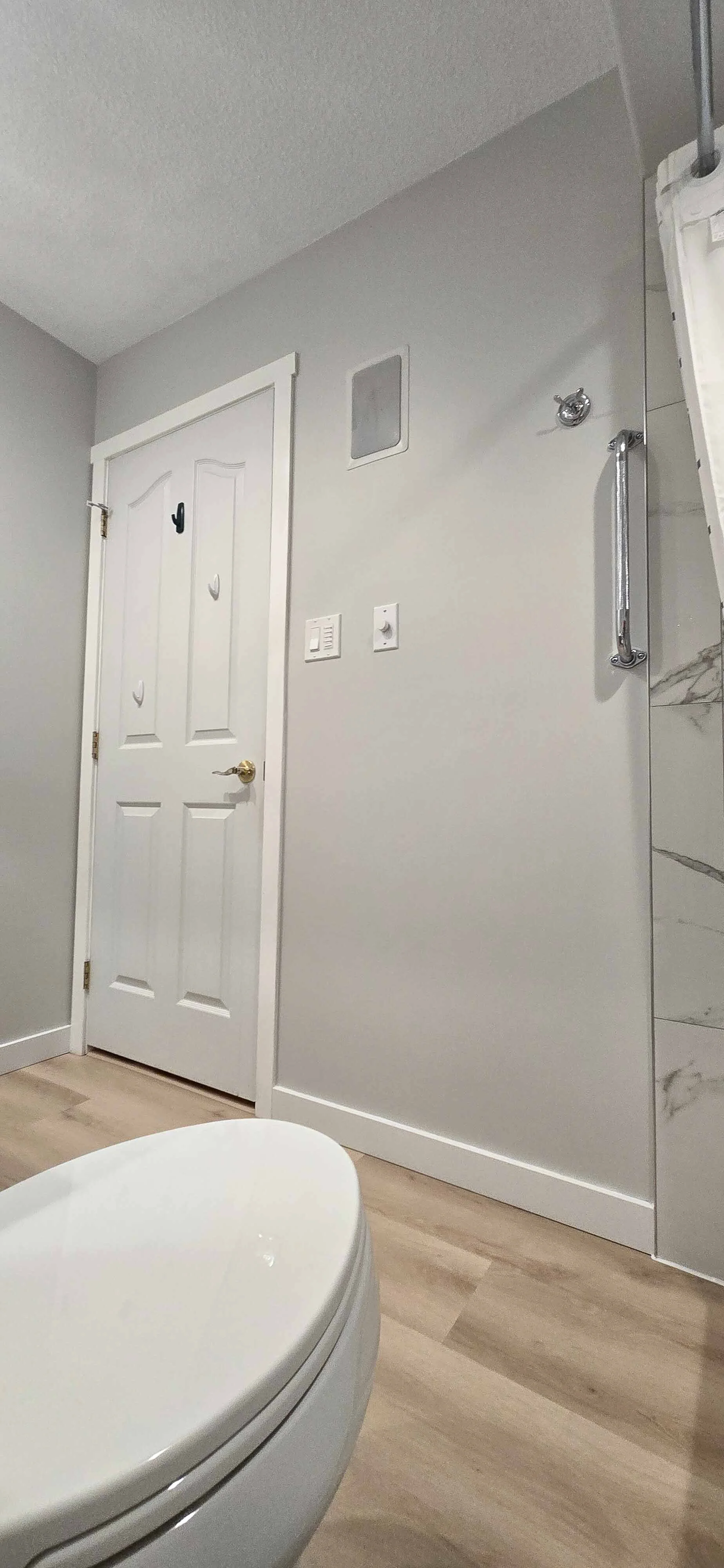 Minor Bathroom Upgrades-5.jpg