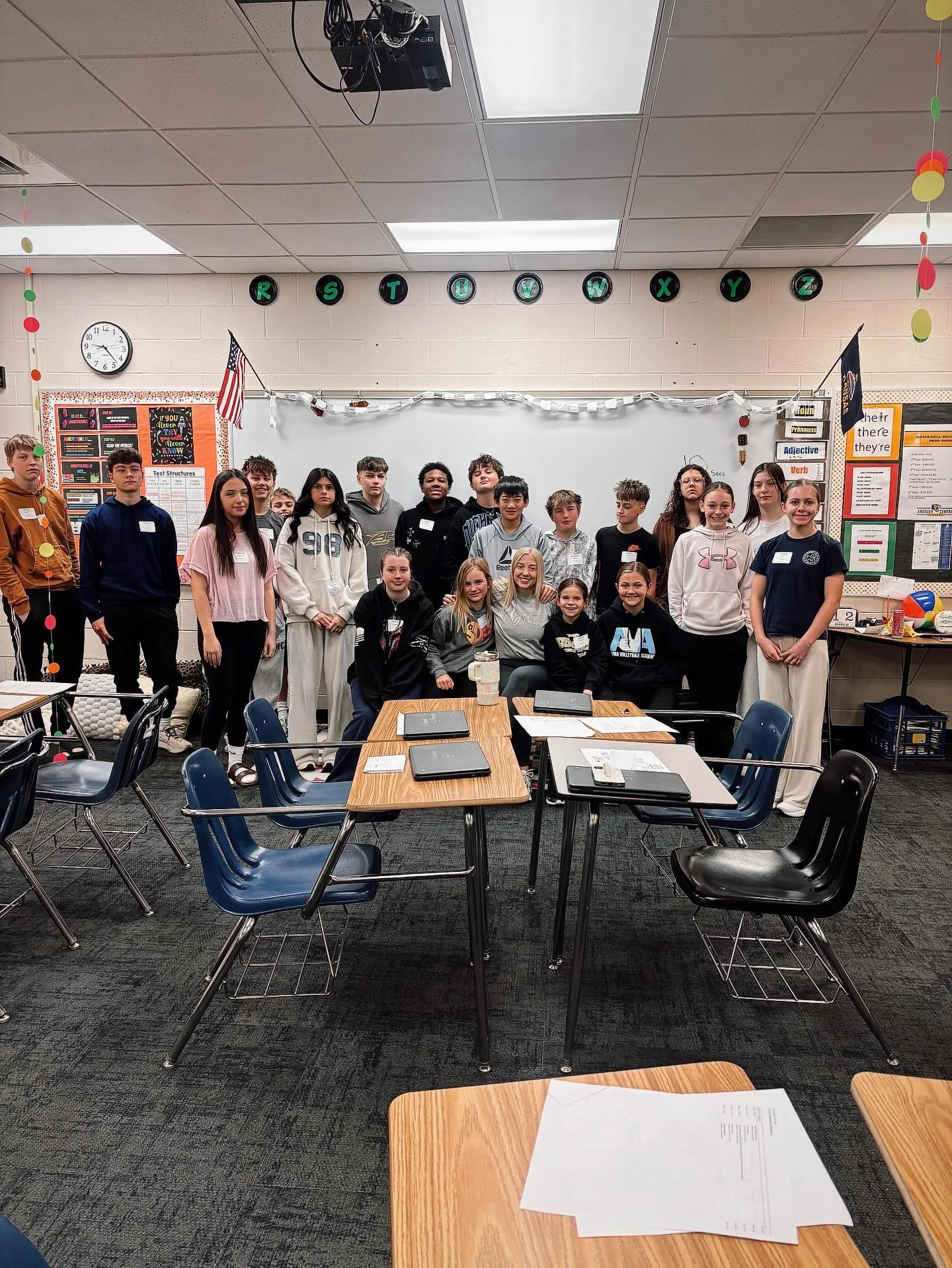 So much fun spending the morning at Andover Central 6th Grade Career Day! 🙌

I had the opportunity to talk with the students about chiropractic care and how the nervous system controls everything in the body&hellip; from how you move, to how you fee