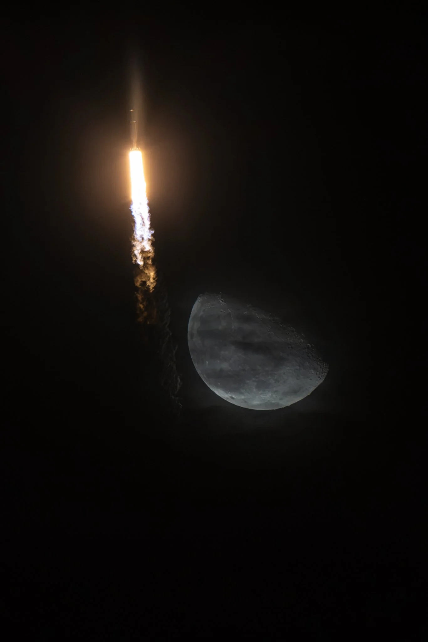 SQ NROL-97 Moon Flyby.jpg