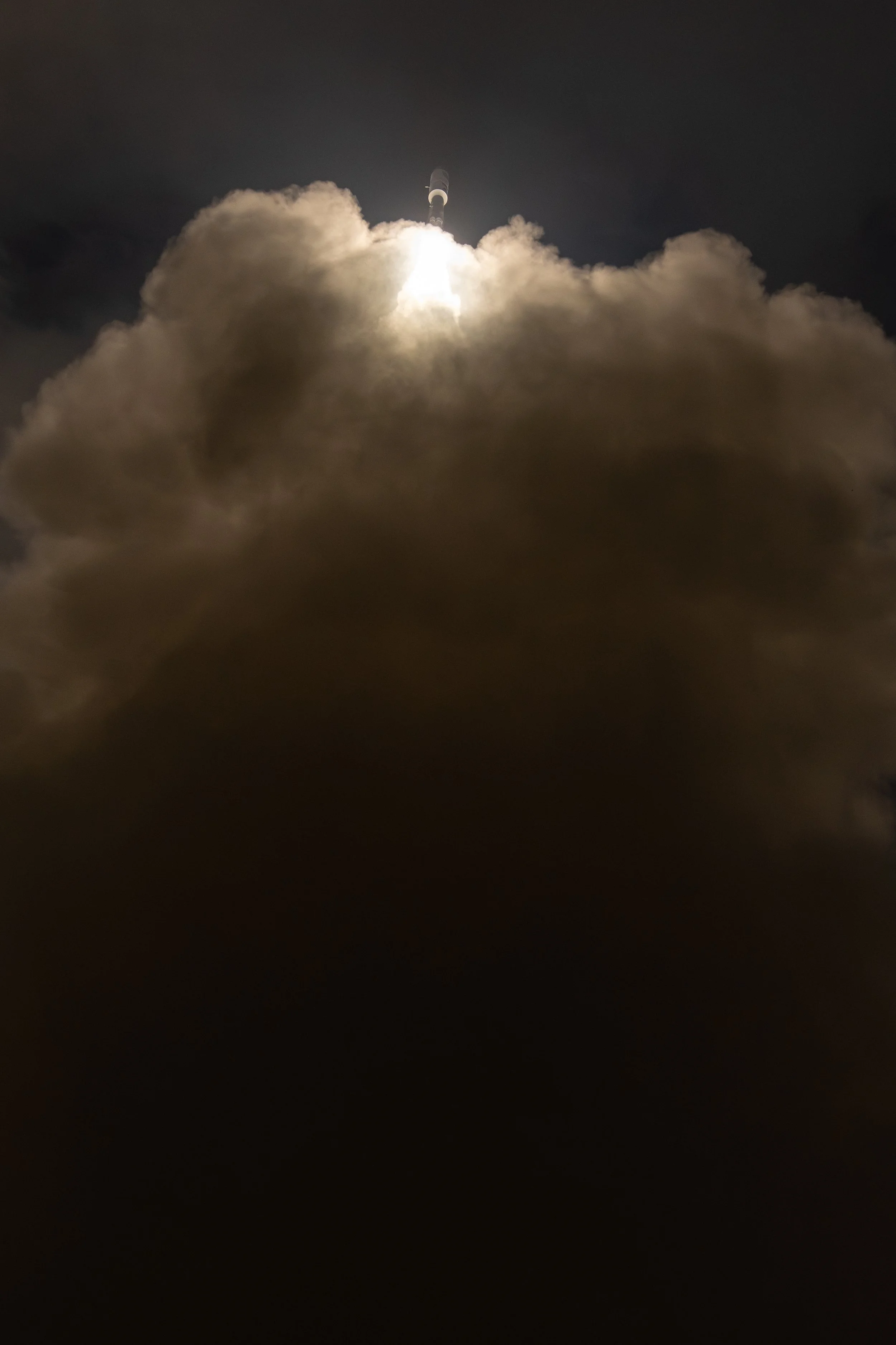 LEO-4 Tracked Pillar of Smoke Vertical.jpg