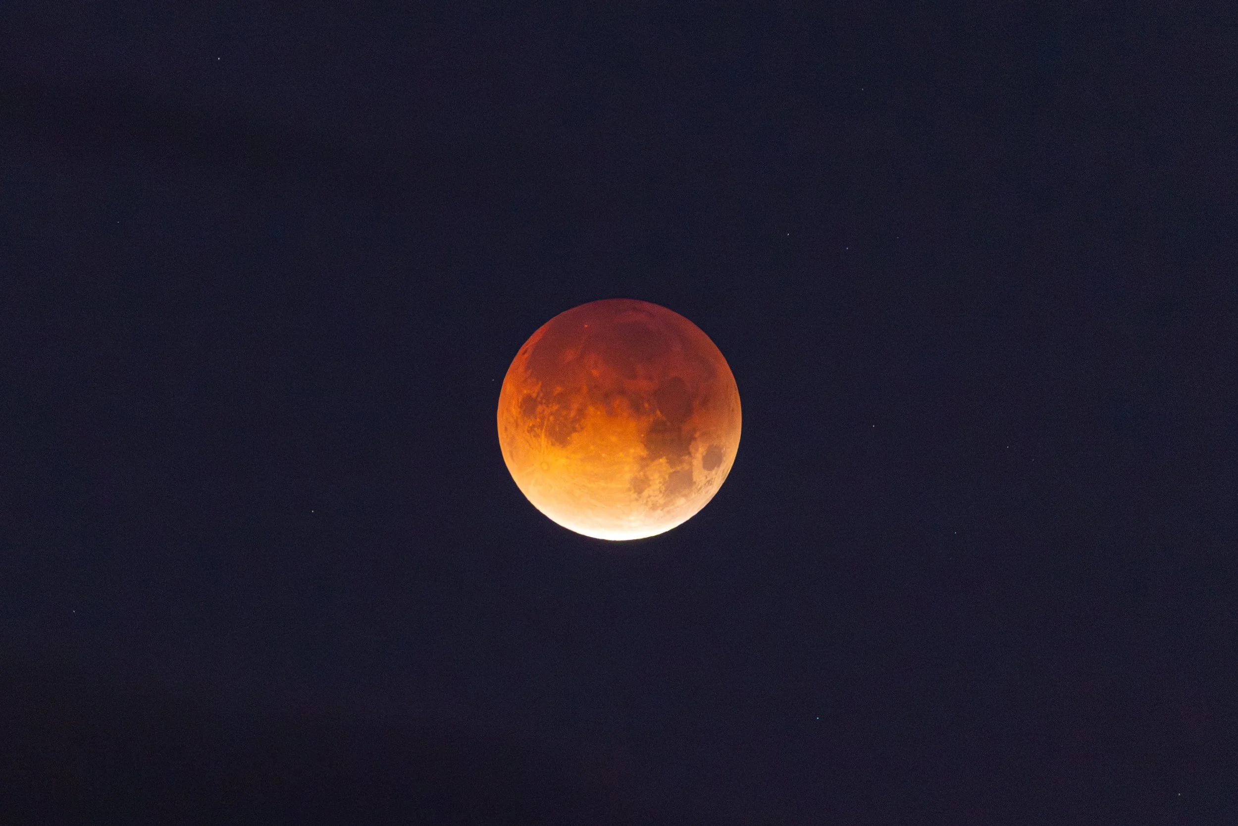 R5 Lunar Eclipse Photos-2.jpg