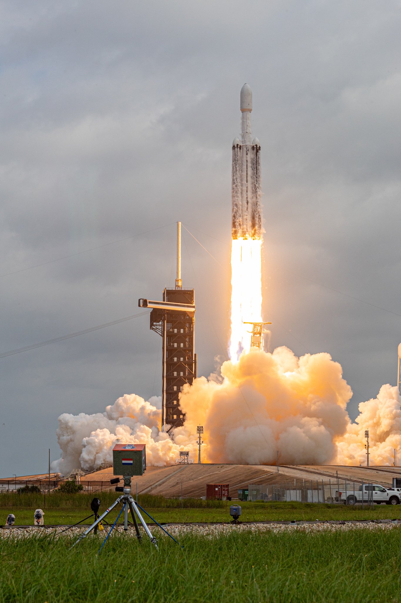 SpaceX_ Psyche Remote 50mm SQ.jpg