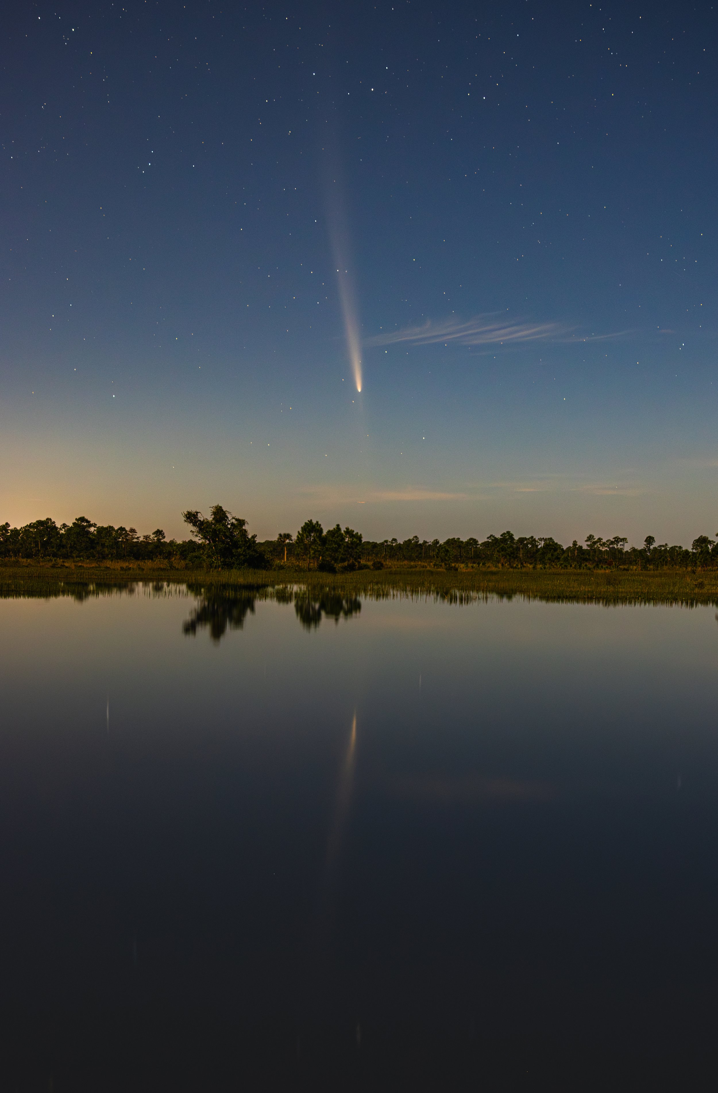 Comet Reflection V1 .jpg