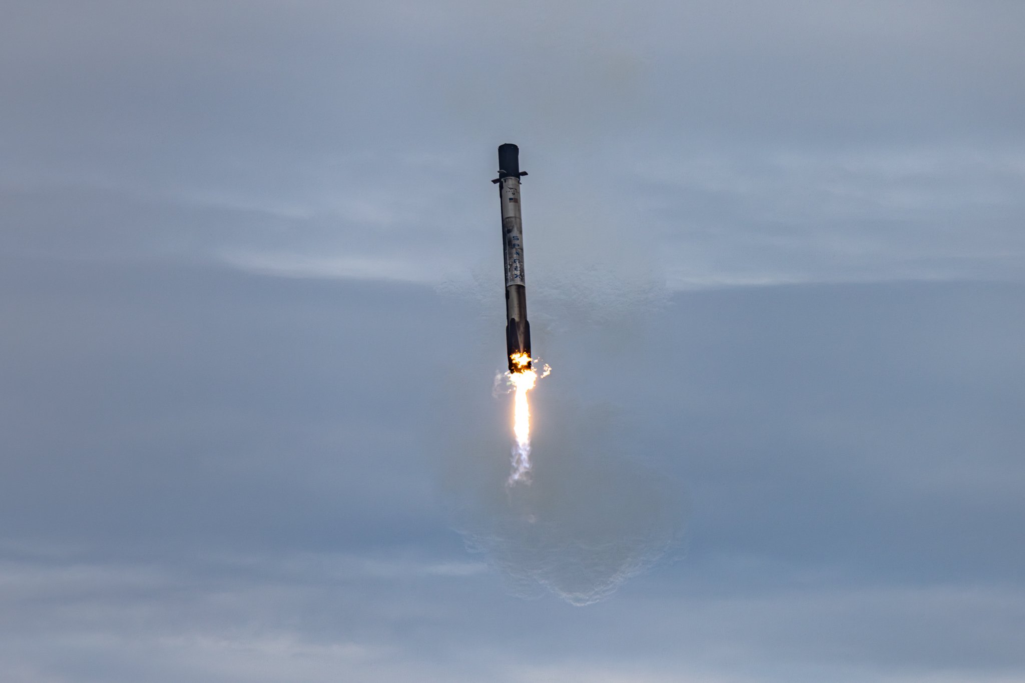Crew-13 Booster Landing Slamming On The Breaks