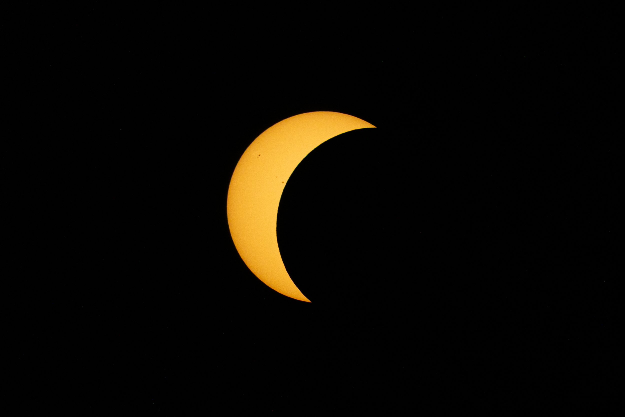 2026 Crescent Sun Telephoto