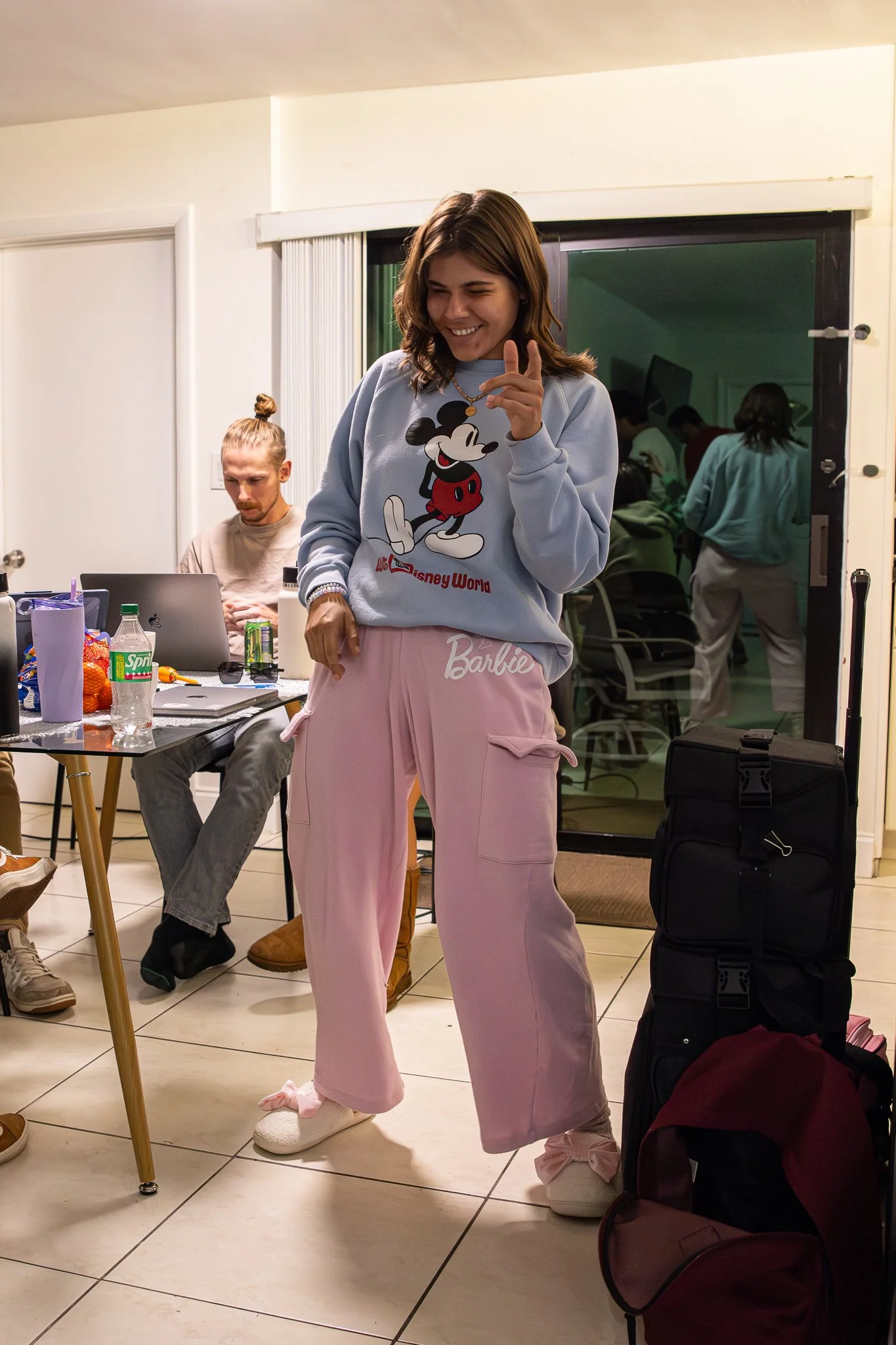 Wing Man 48 Hour SQ-163.jpg