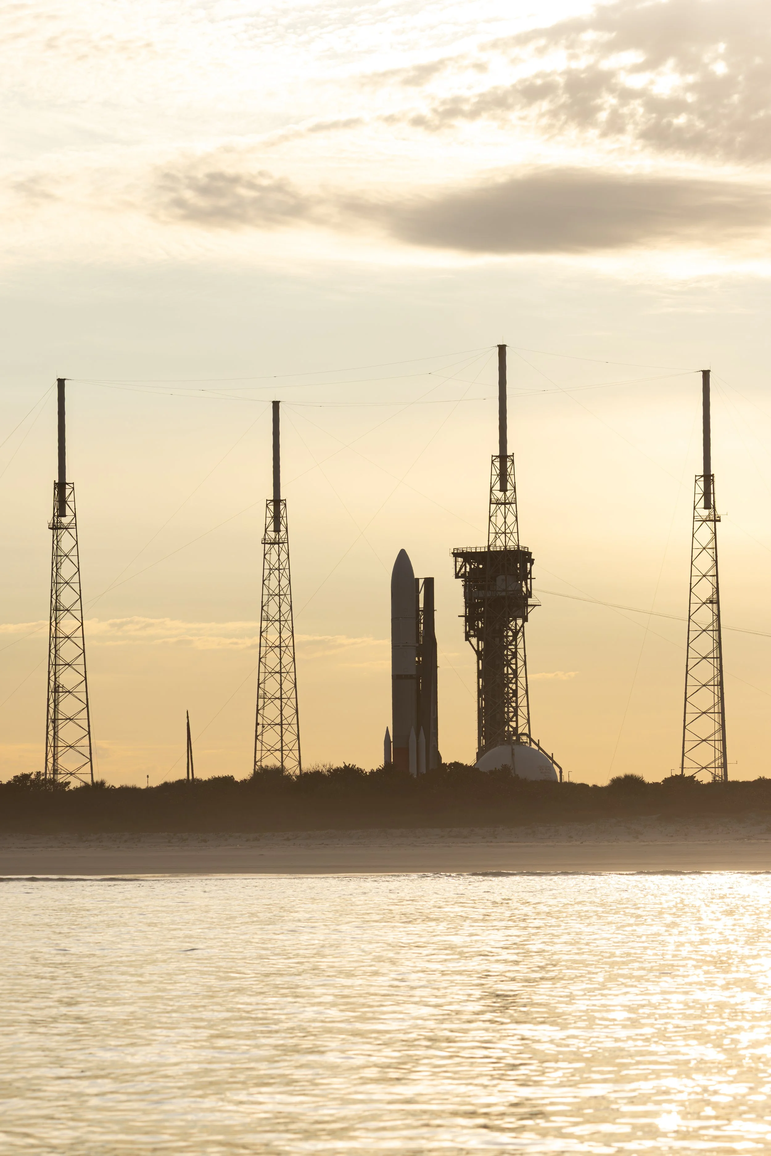 Starfleet USSF-87 Golden Hour Vertical.jpg