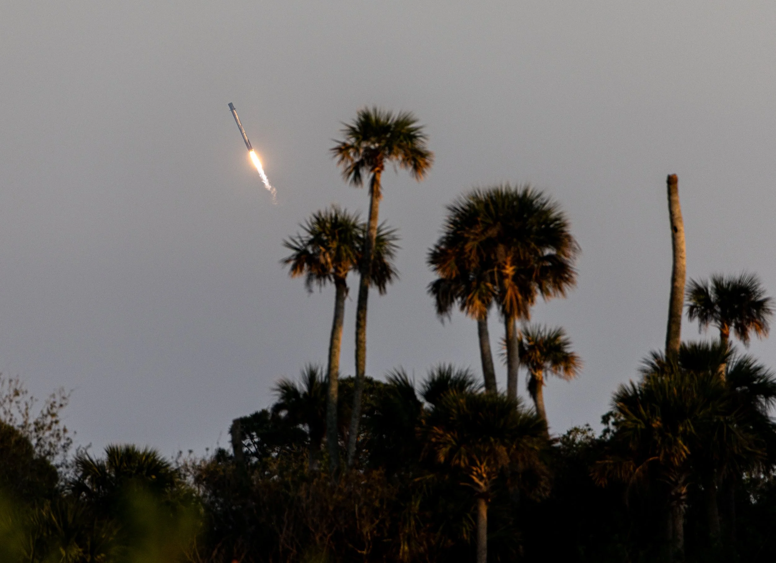 Crew-10 Bosster Landing.jpg