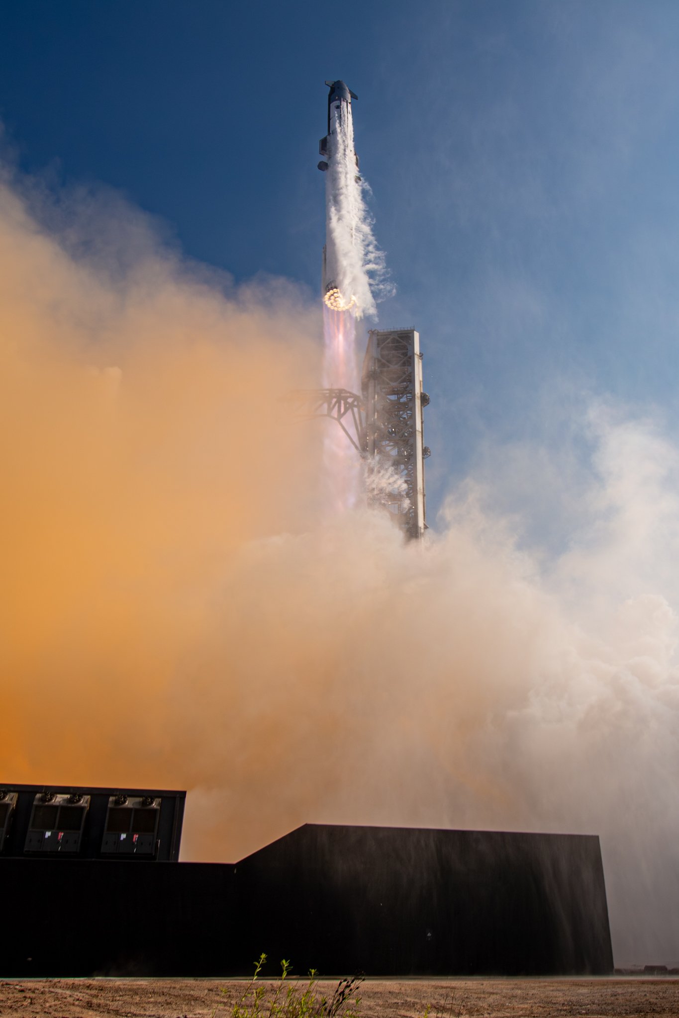 Starship Flight 12 - Tower Clear Vertical
