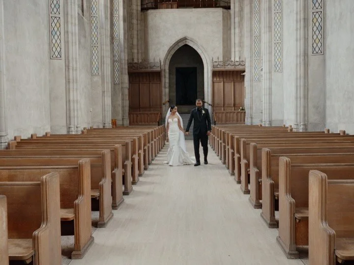 Moments from Marisa &amp; Janan&rsquo;s Wedding 🤍

Colour graded using @dehancer.film 

Film profile: Kodak Vision3 50D
Shot on FX3

You can get 10% off a Dehancer subscription using our code: DESALI

#cinematography #colorgrading #dehancer