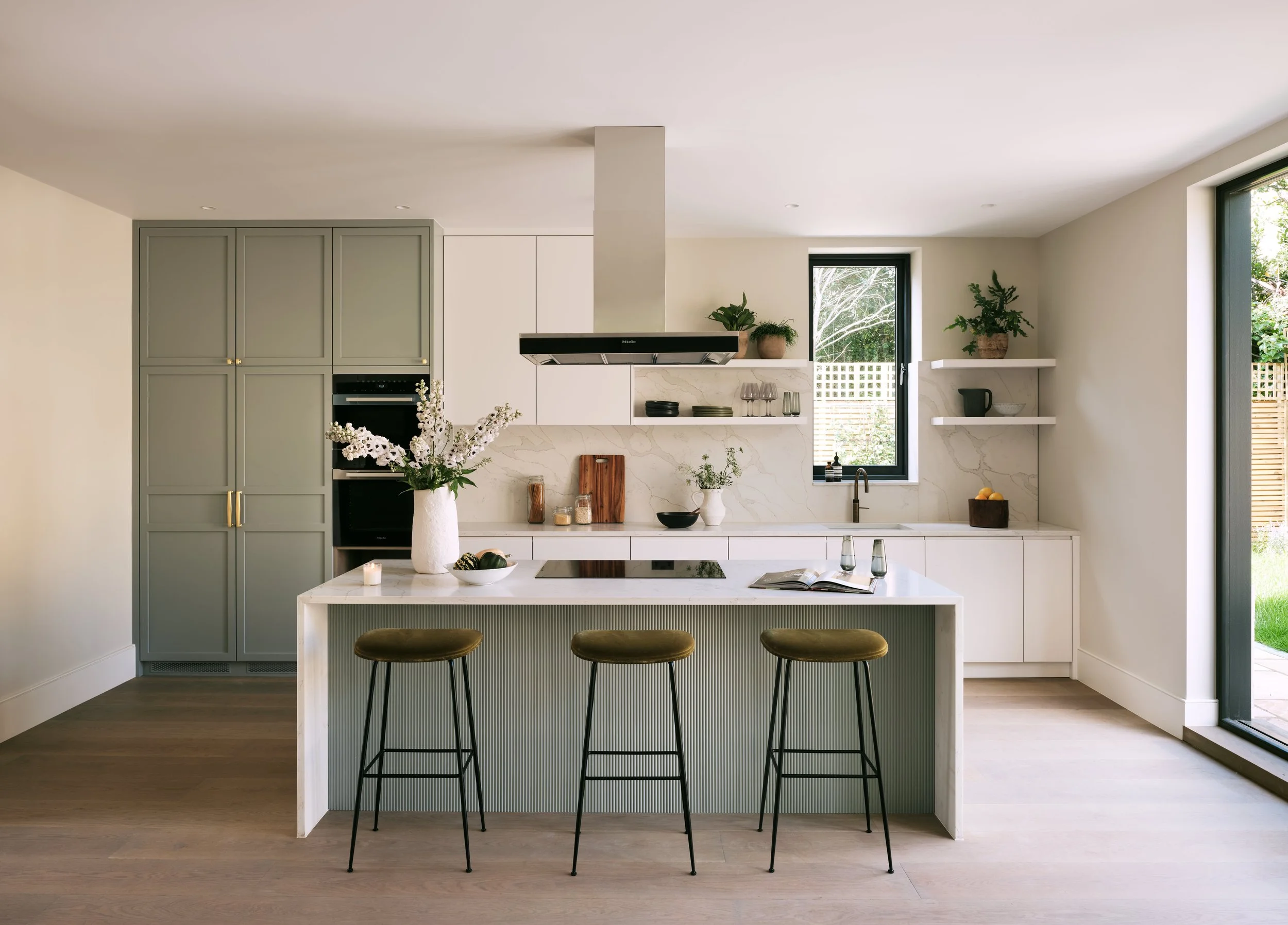 Internal Lounge:Kitchen View to Kitchen and Island.jpg