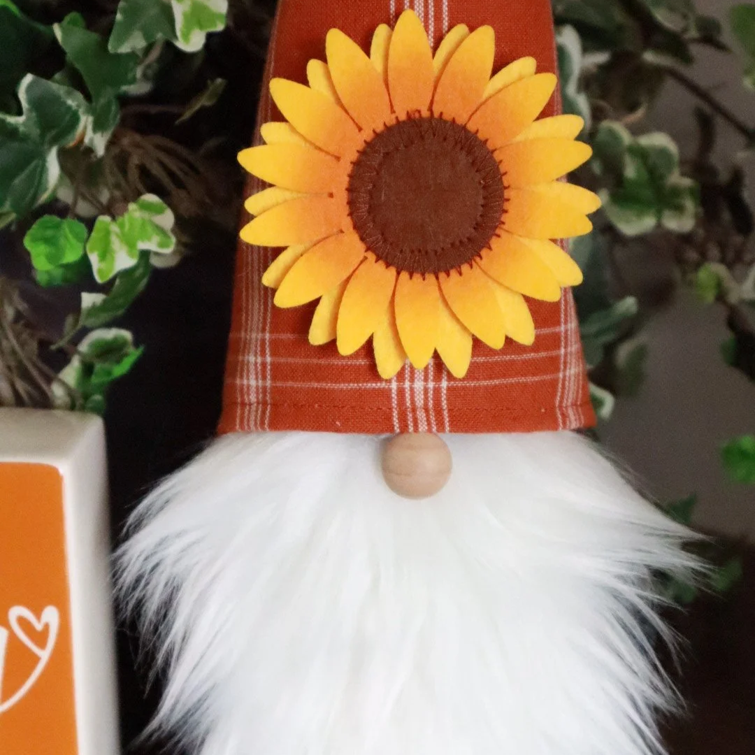 sunflower+gnome+%282%29.png