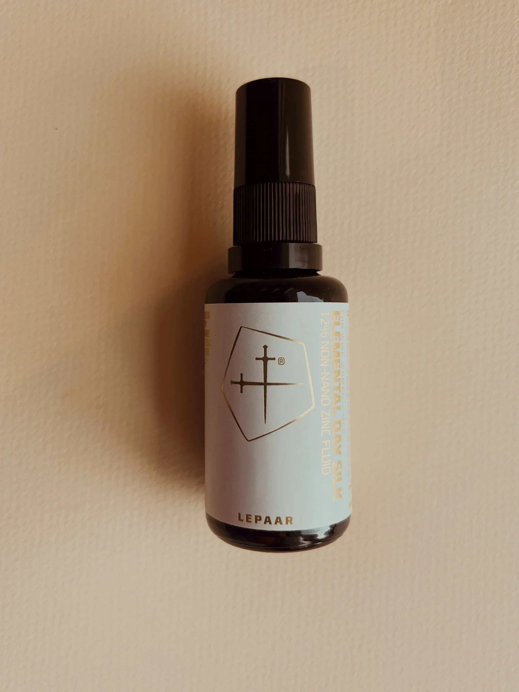 Elemental Day Silk / 12% Non-nano Zinc Fluid