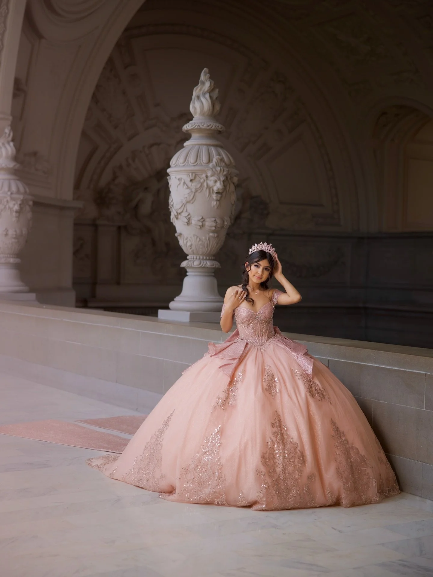15 π©·
It was a true privilege to be part of this lovely young lady’s 15añera celebration. I extend my heartfelt gratitude to her mother for entrusting us with the responsibility of capturing such a significant and memorable occasion.
