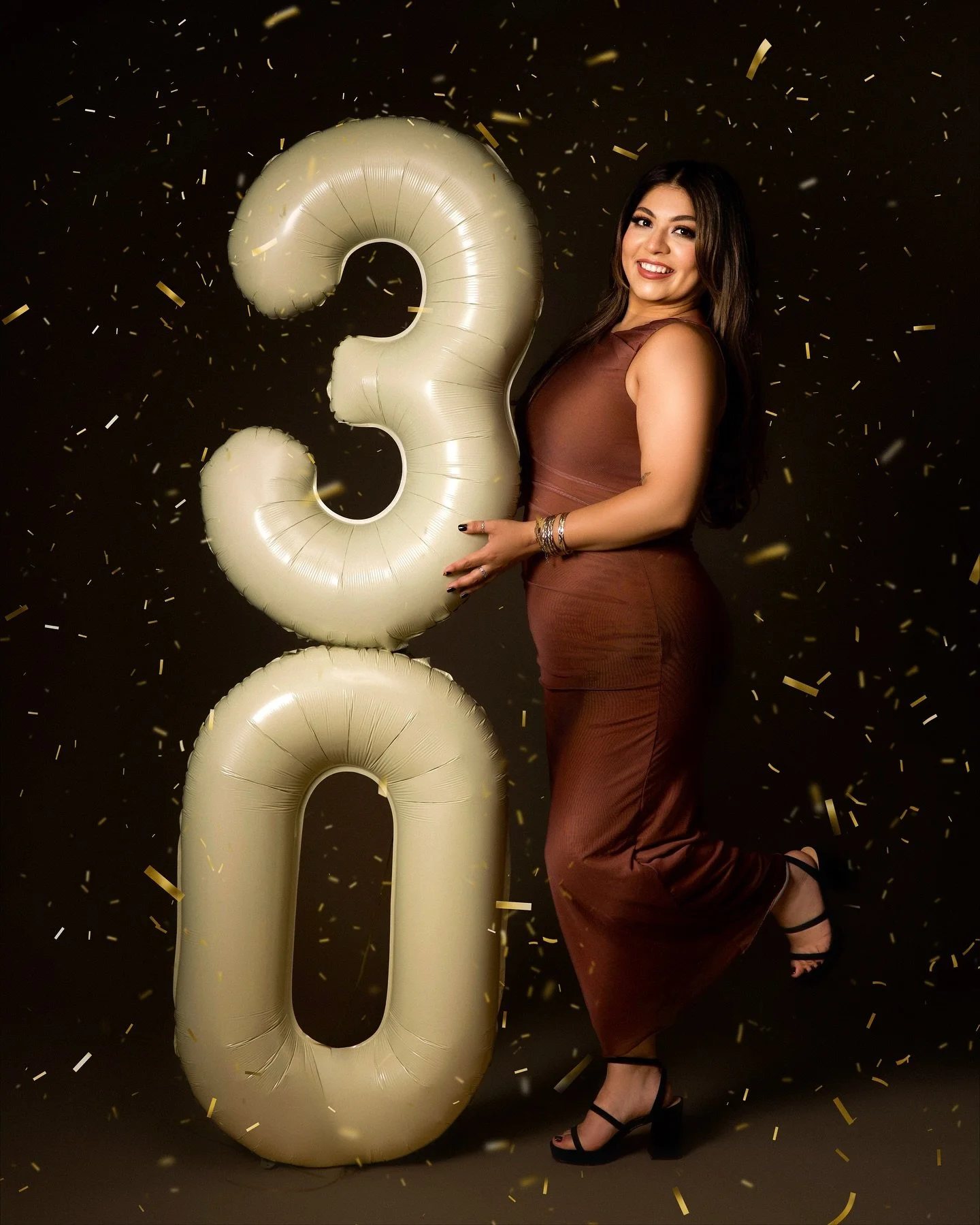 Karla 🤎

#birthdaysession #birthdayphotos #bdaysession #studiophotography #salinasphotographer #salinas #831photography #watsonville #photographer #831photographer #studiophotographer #booknow #happybirthday