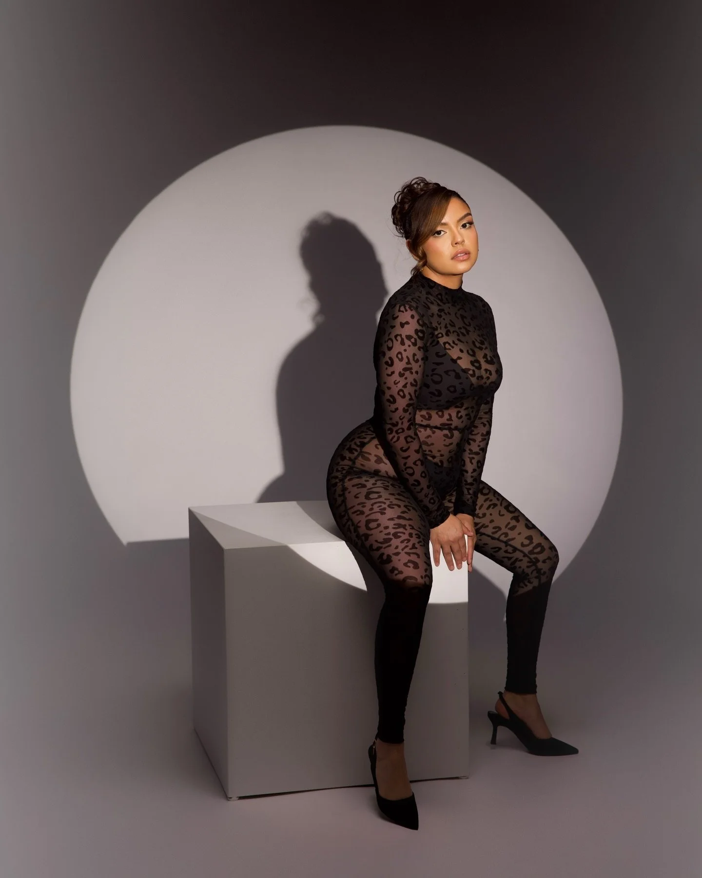 Birthday Session 🖤

We have limited our studio sessions to weekends only due to some changes in our schedule. If you&rsquo;d like to book please know there is a 4 week turnaround time, we recommend booking over a month in advance. Send us an email f