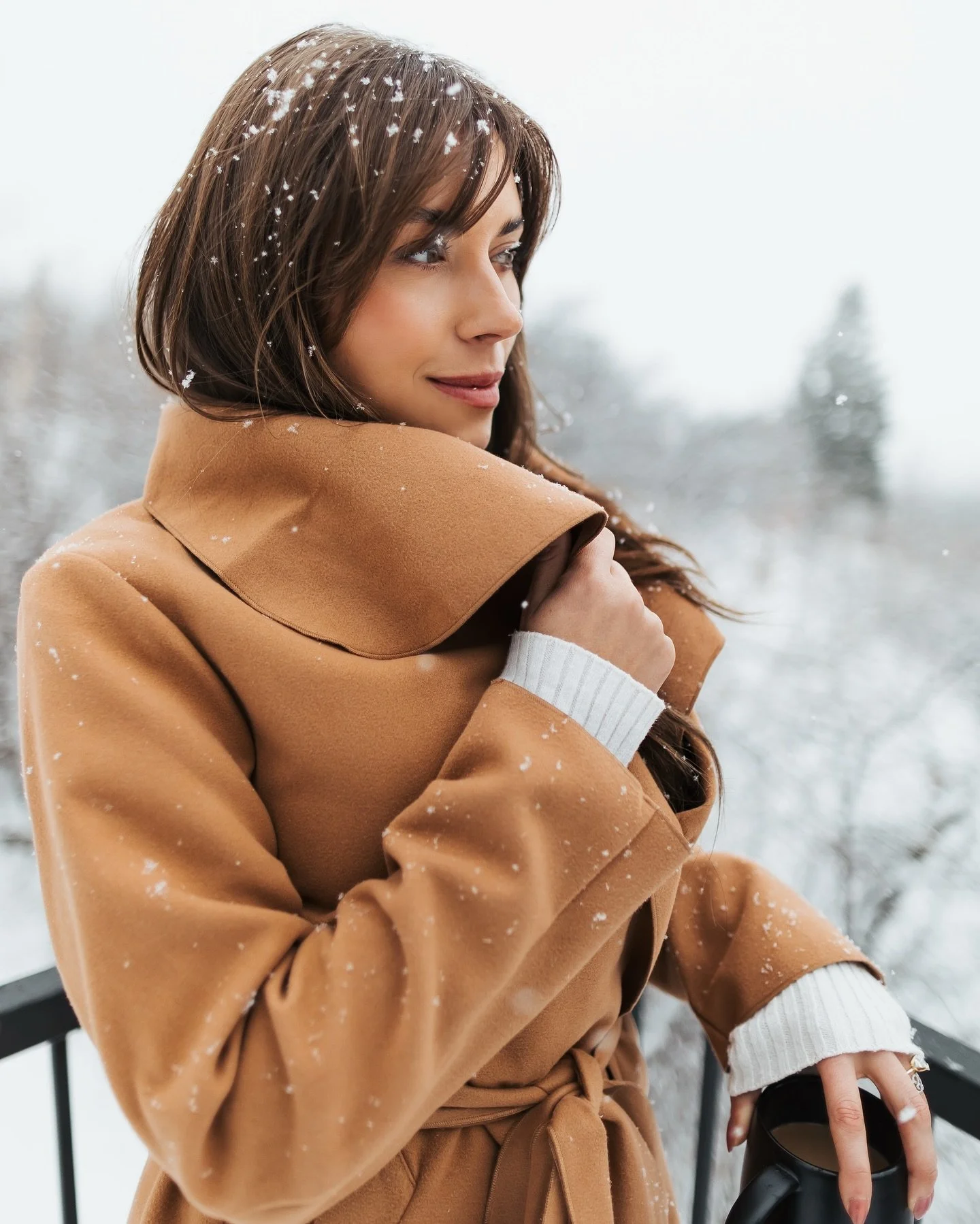 THESE SNOWY DAYZ BRING US BACK TO OUR SHOOT FOR @cleoharper_activewear NEW LAUNCH WITH @kelseywells ❄️
.
.
.
#SaltLakeCityContent 
#SLCVideoProduction 
#SLCCreatives 
#ContentCreation 
#VideoMarketing 
#BrandElevator 
#PersonalBranding 
#SmallBusines